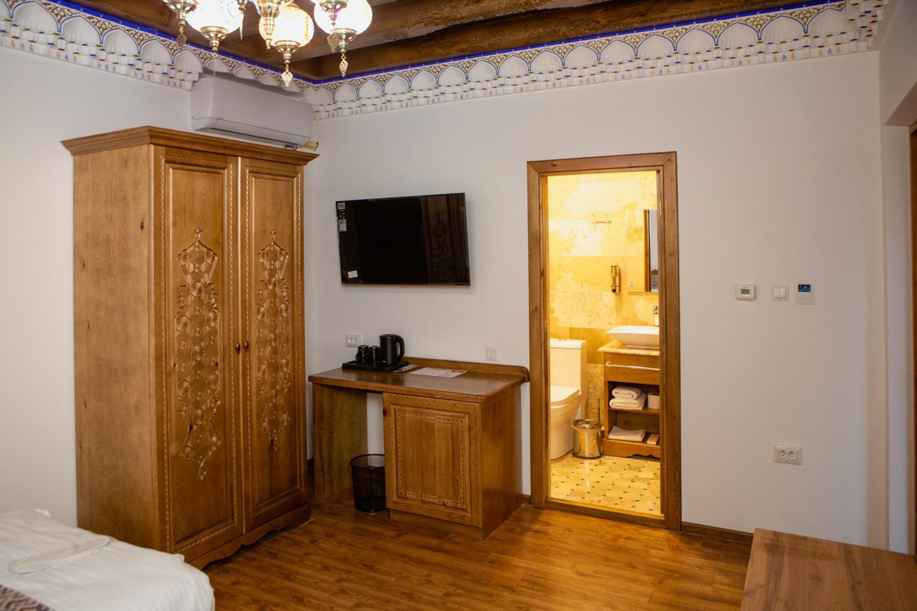 Deluxe Twin Room photo 3
