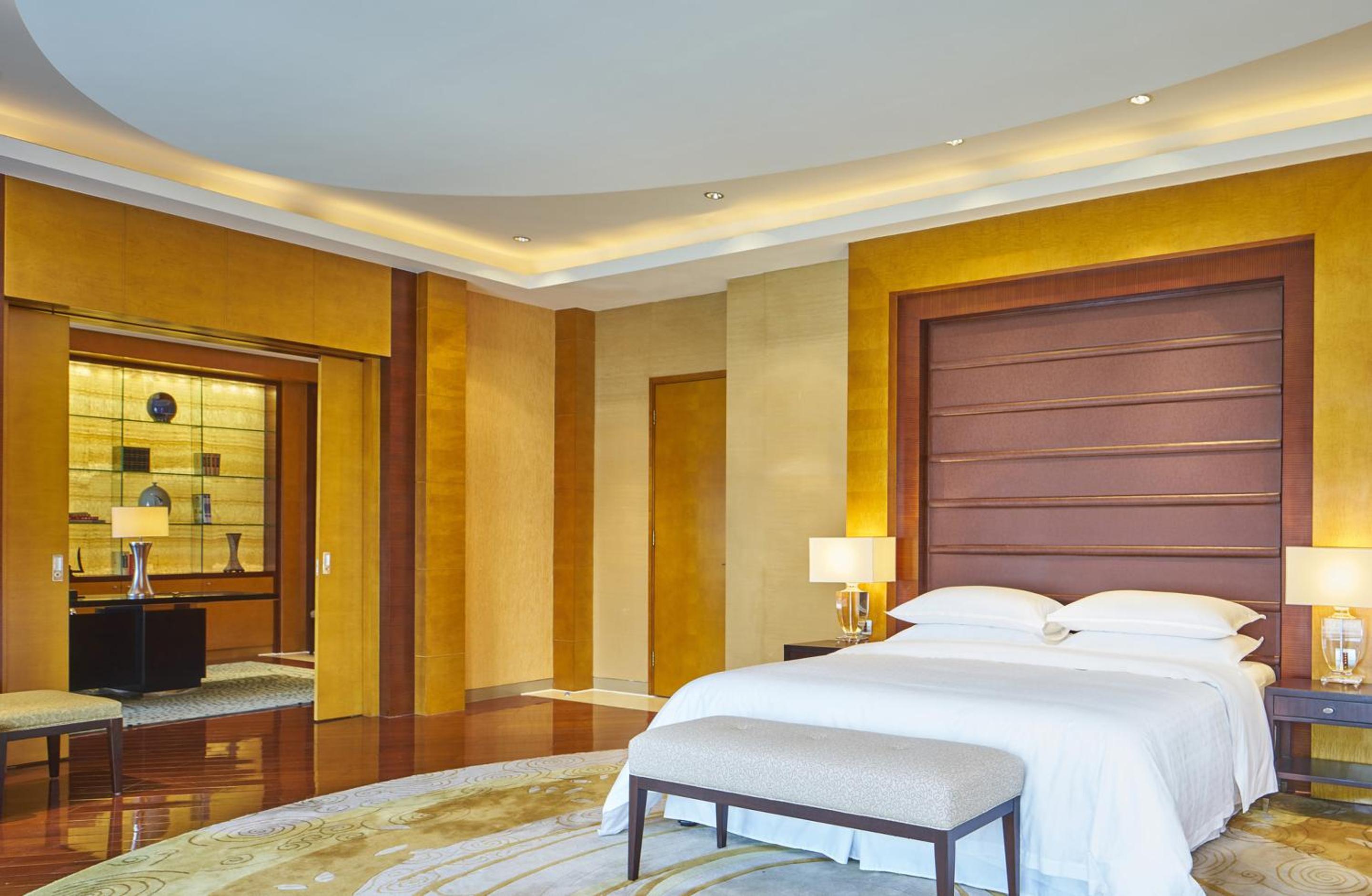 Executive King Room