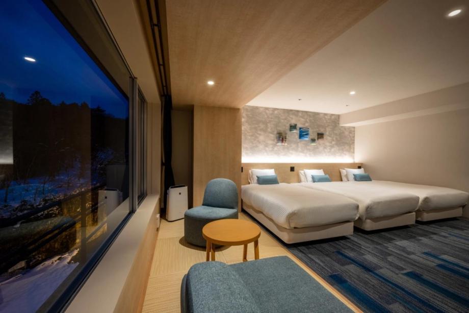 Triple Room - Non-Smoking photo 3