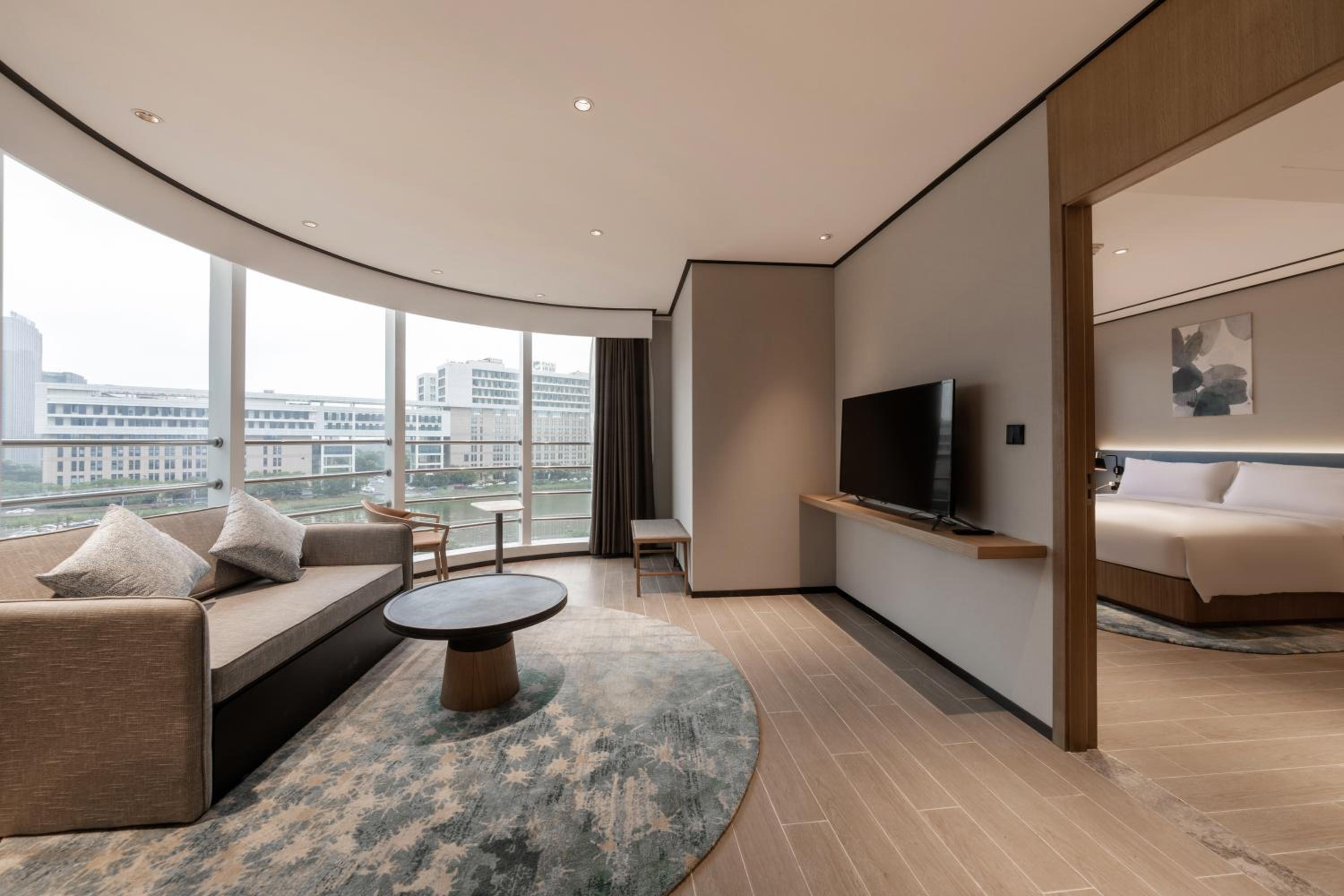 One-Bedroom King Suite photo 1