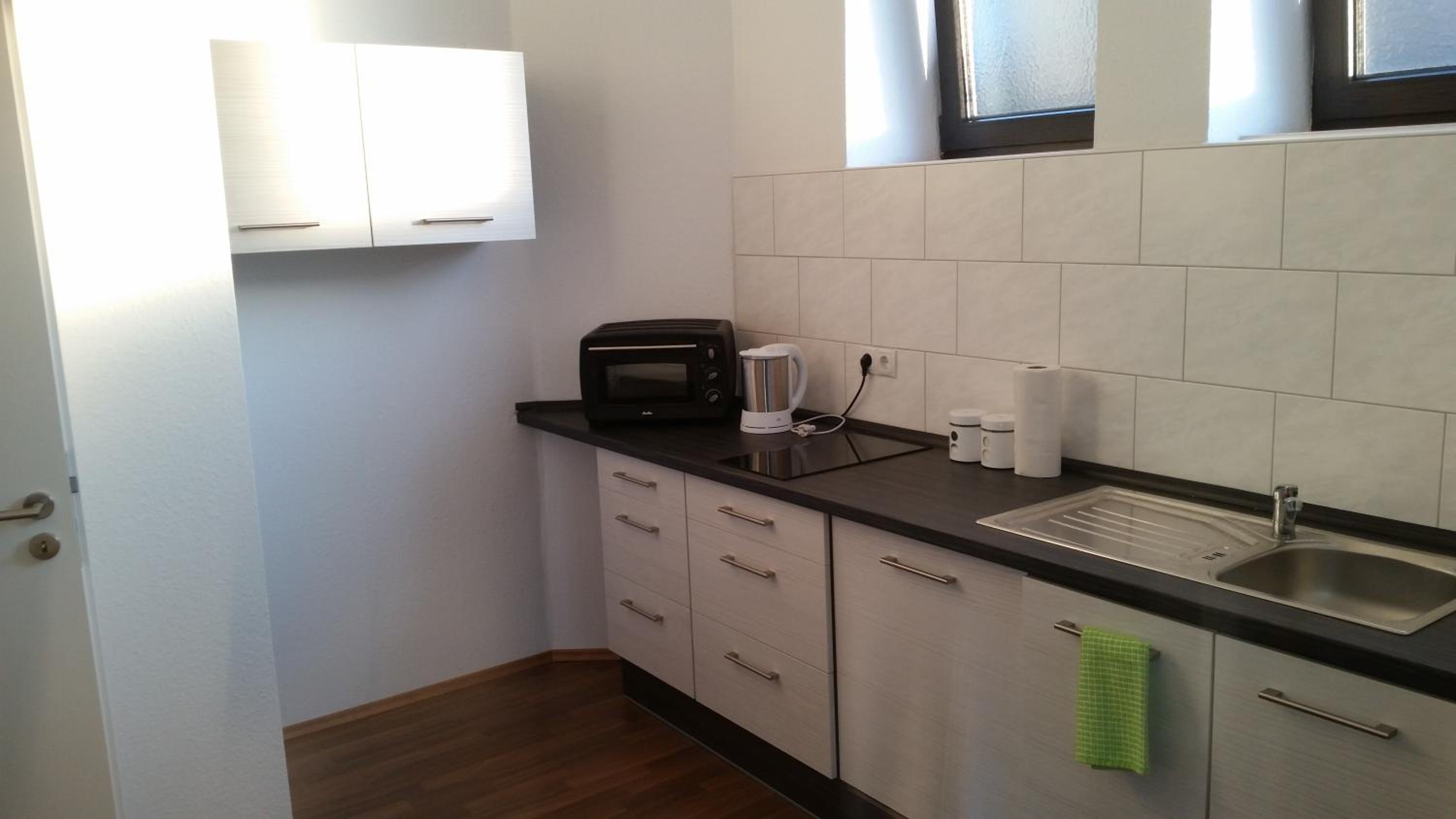 Studio Apartment - Photo 2