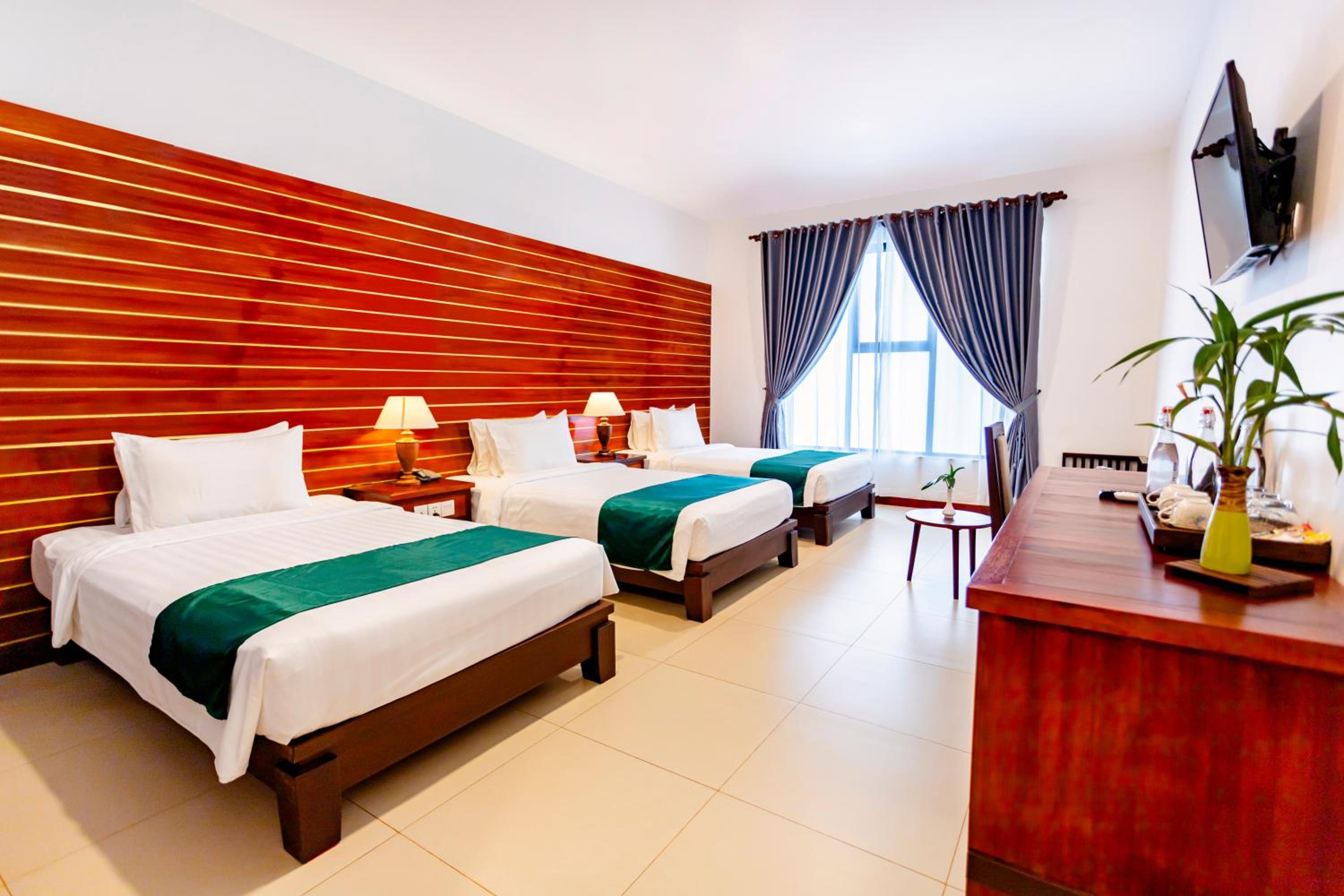 Deluxe Triple Room