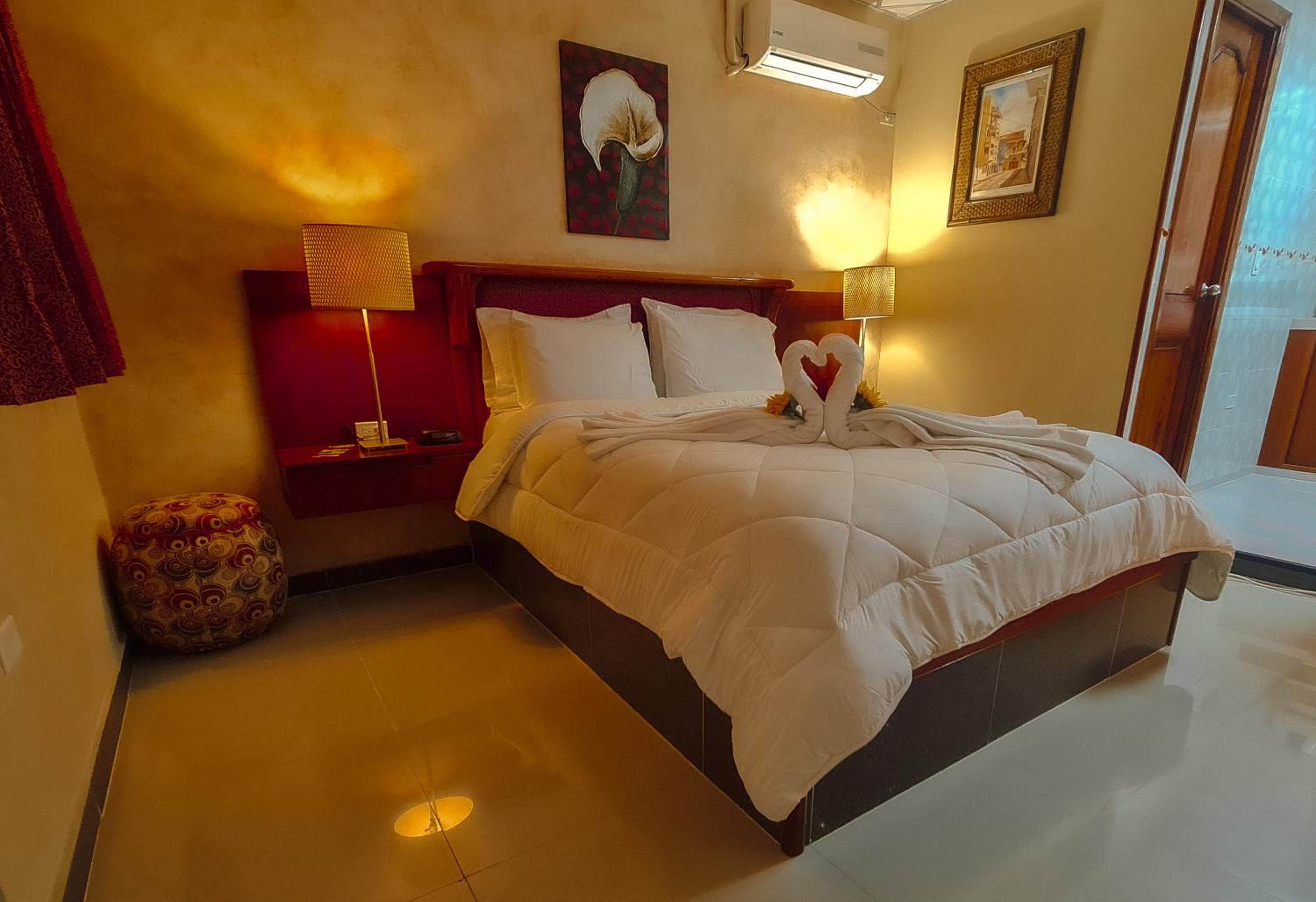 Queen Room with Spa Bath photo 1