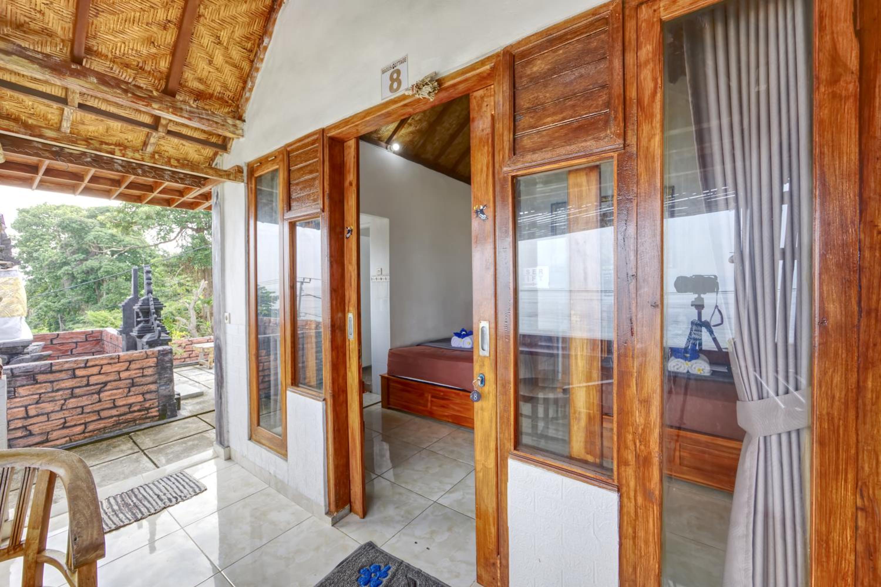 Twin Room with Sea View - Photo 13
