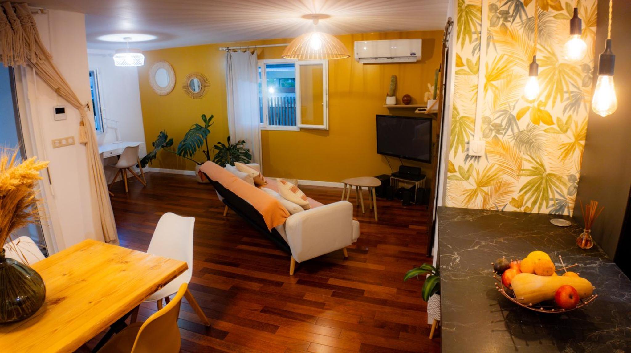 Three-Bedroom Villa photo 2