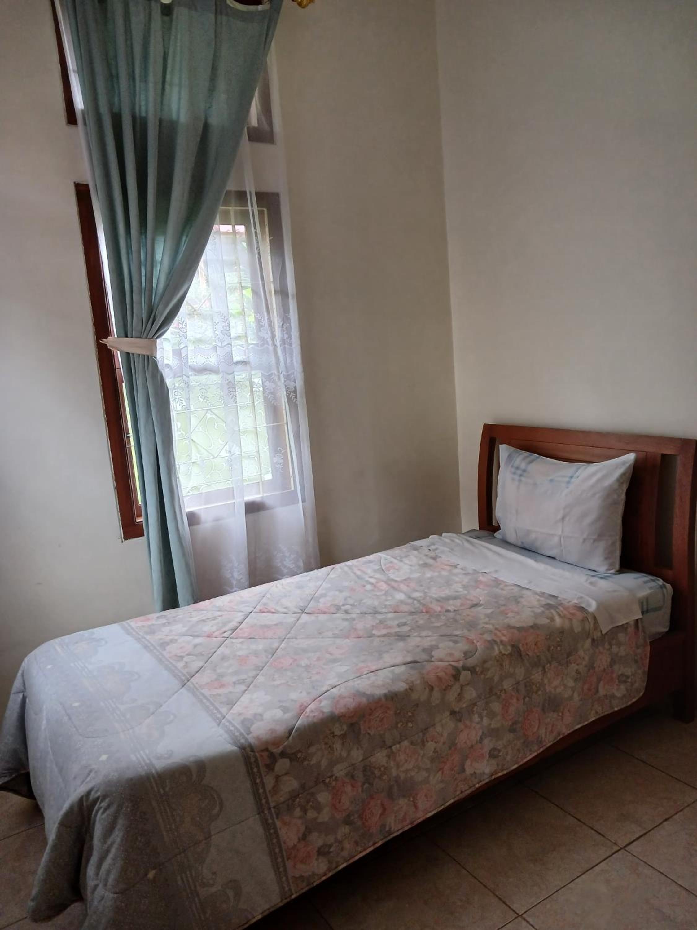 Single Room With Shower