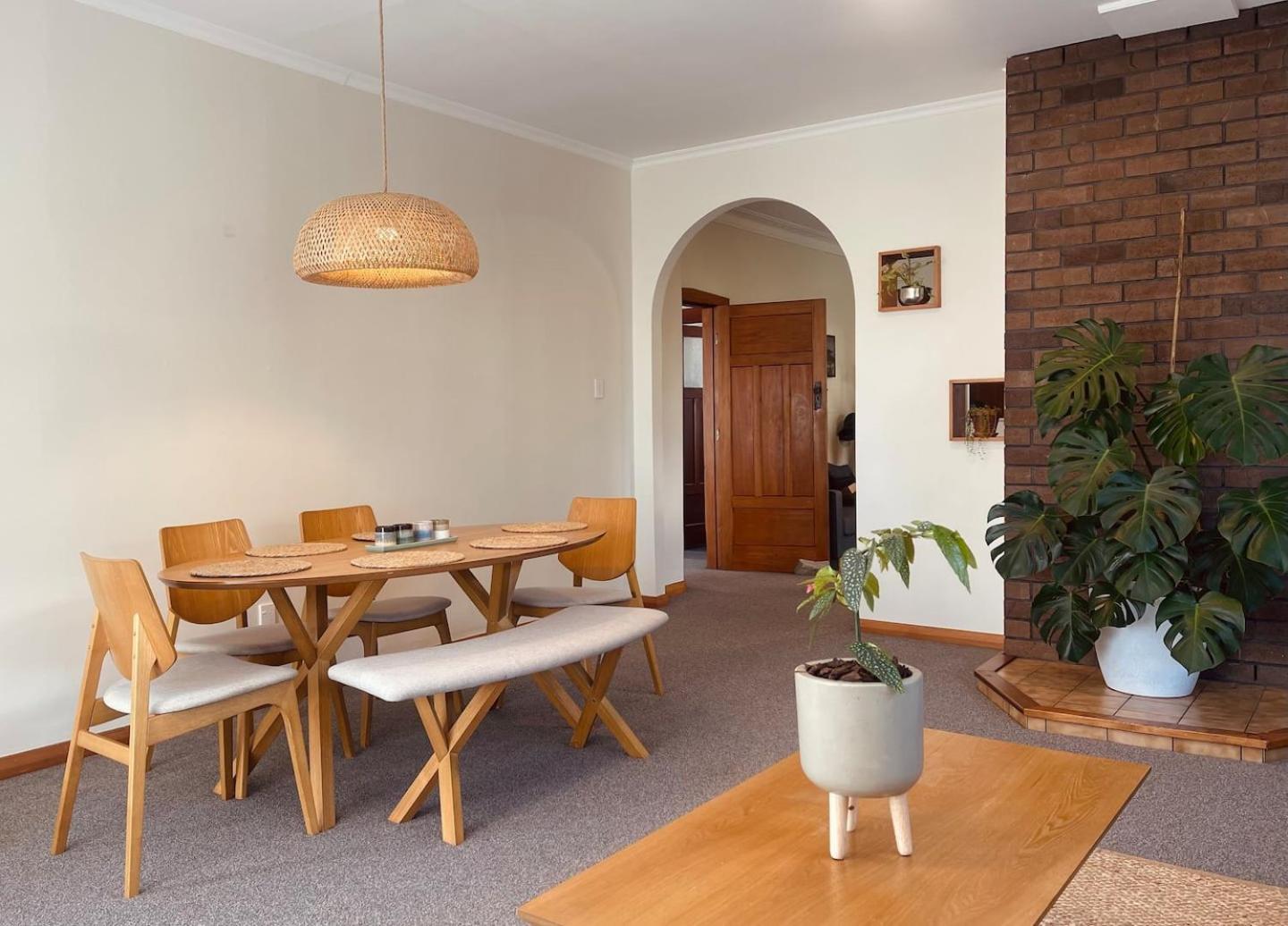 Three-Bedroom House photo 3