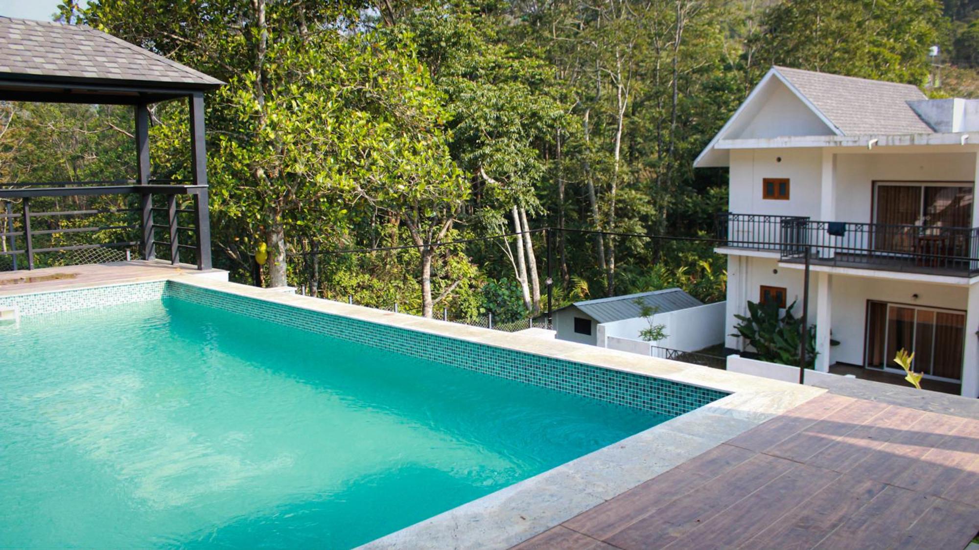 Villa photo 2