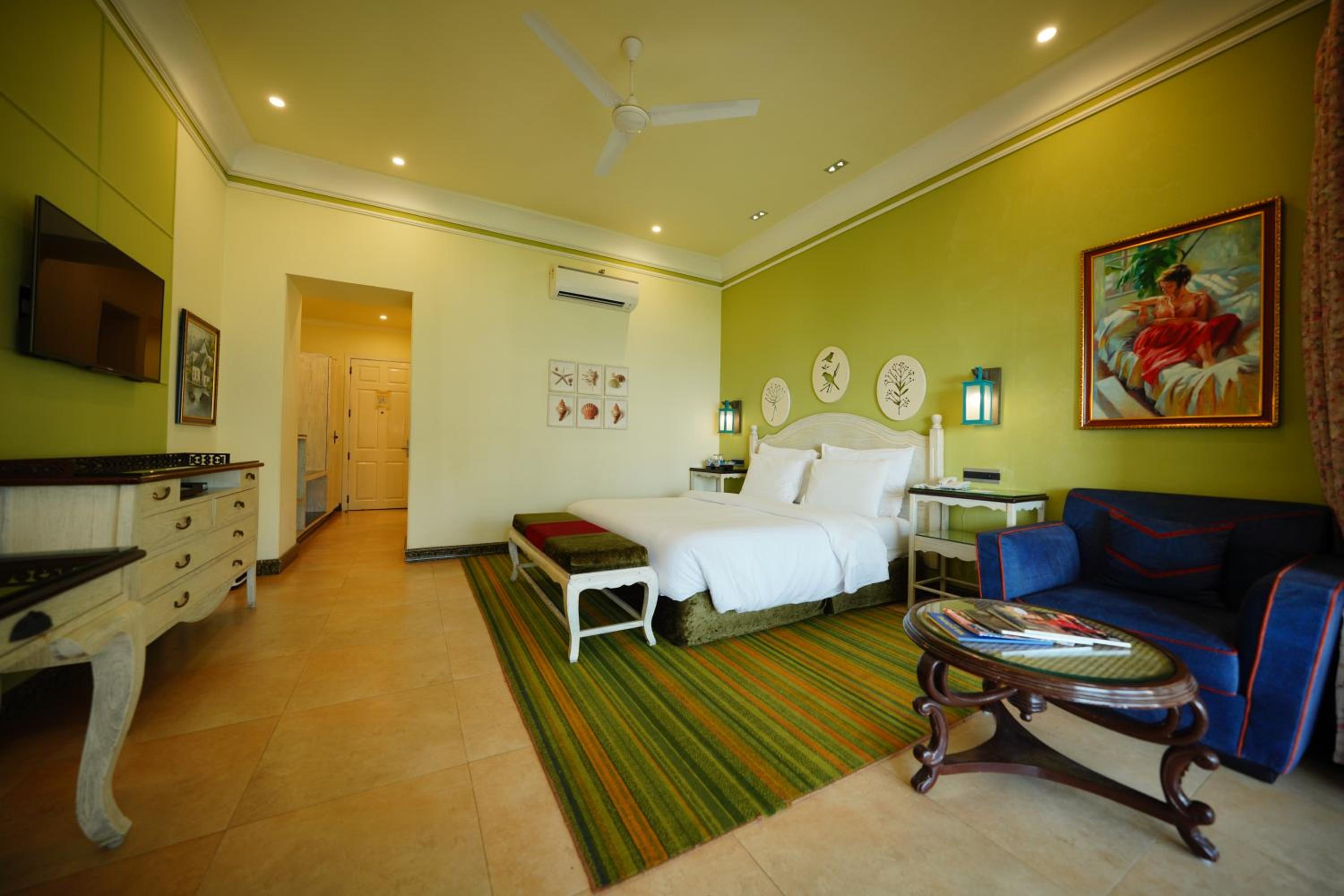Deluxe Room - Photo 1