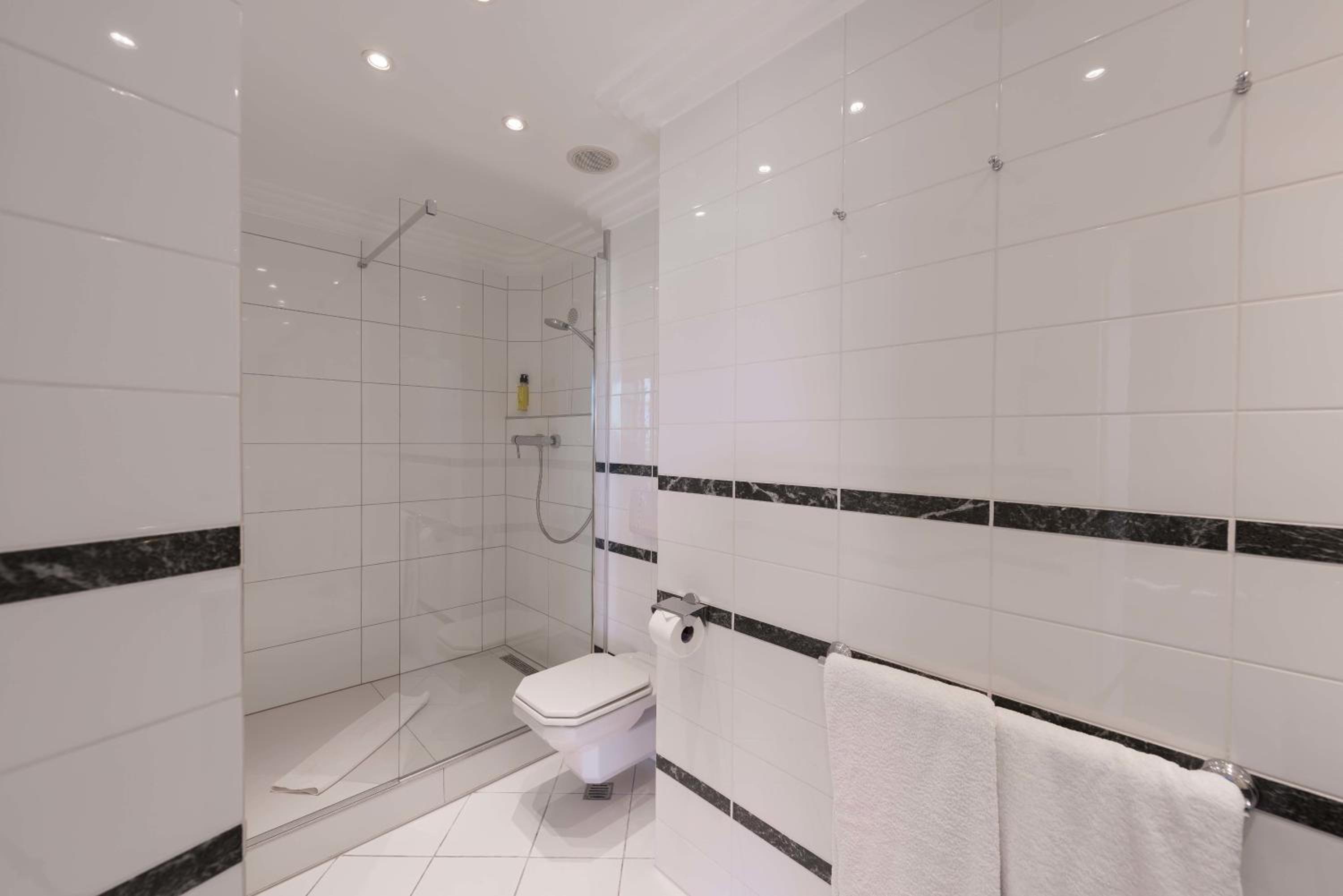 Deluxe Double Room - Photo 6