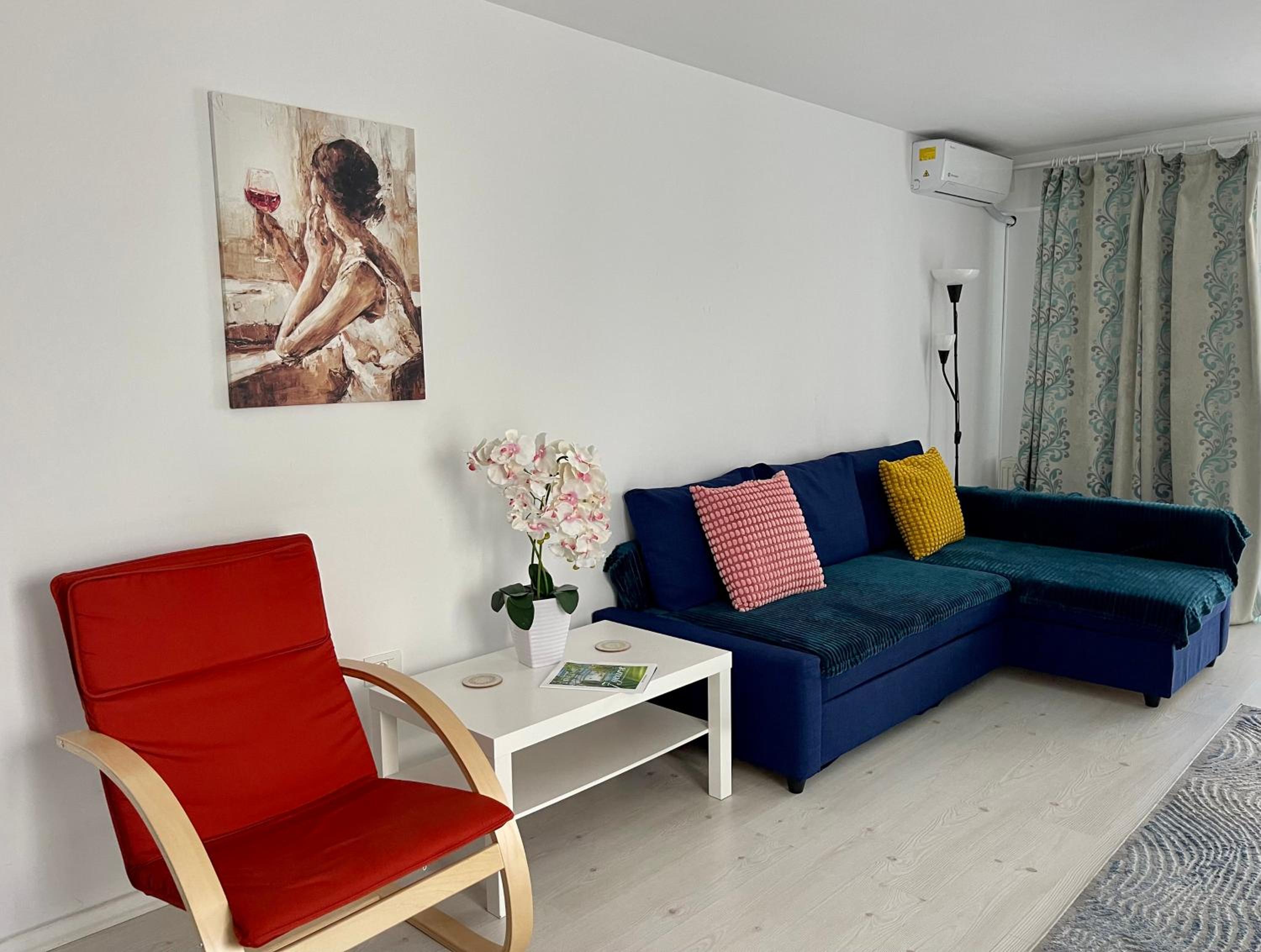 One-Bedroom Apartment