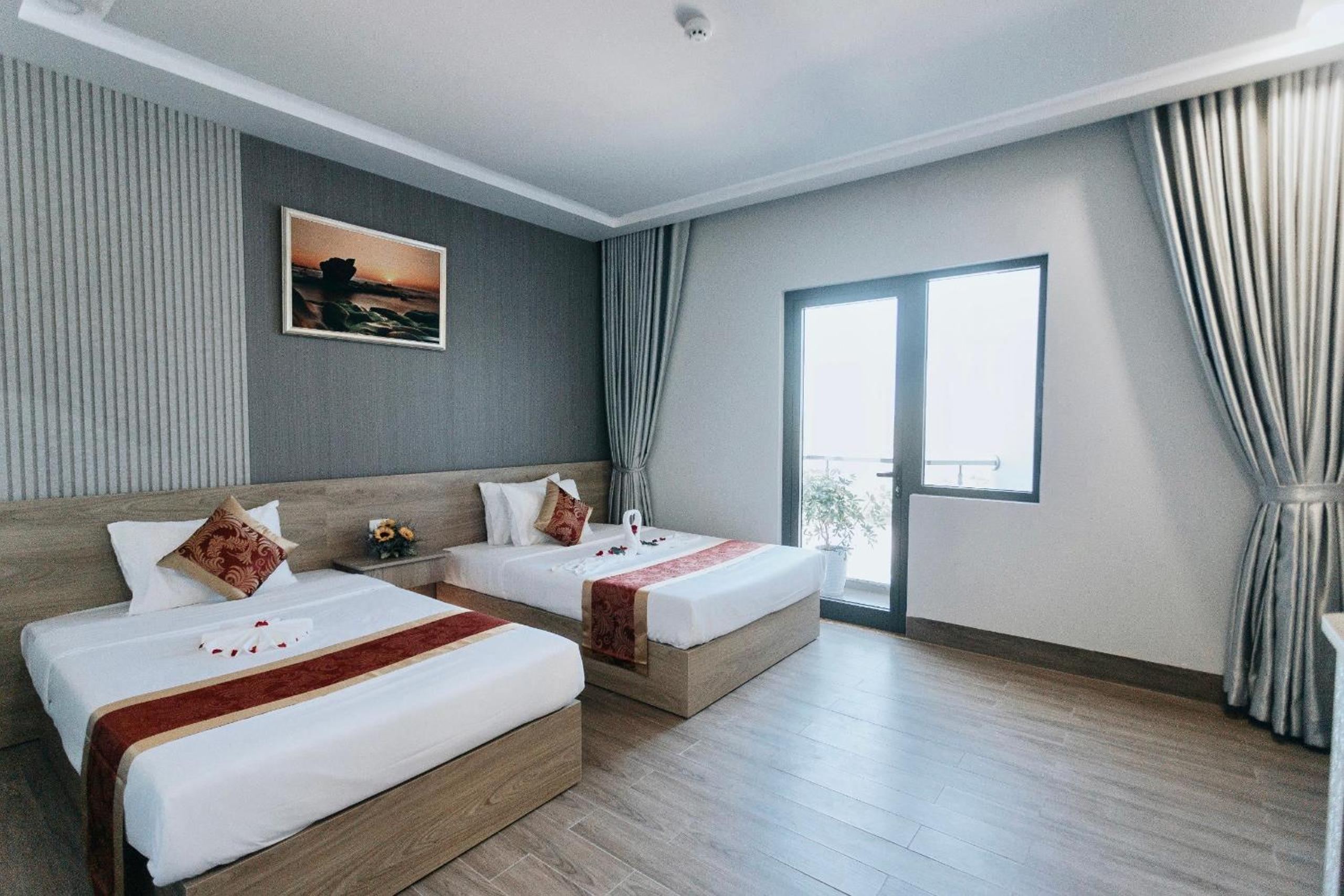 Deluxe Quadruple Room - Photo 1