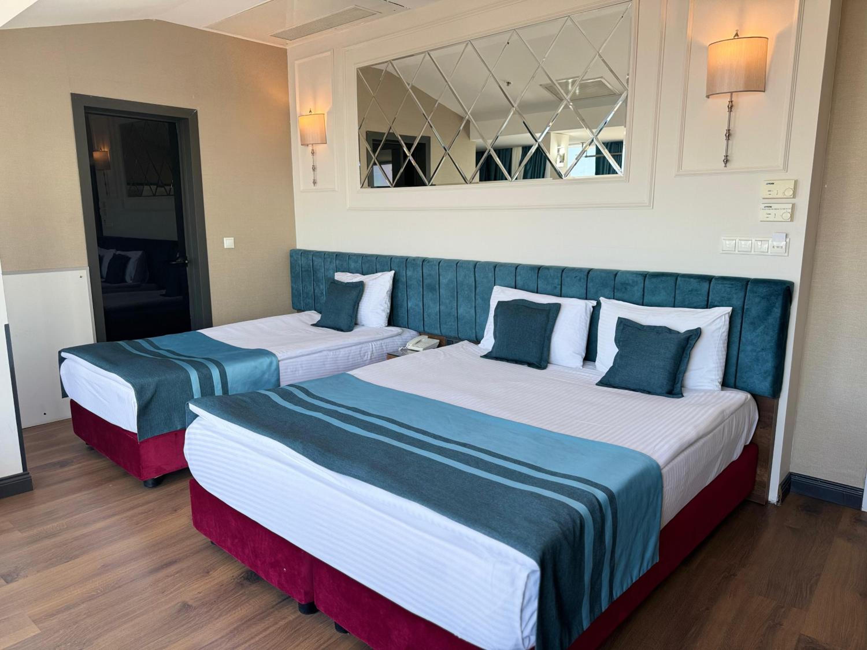 Deluxe Double Room with Sea View photo 1