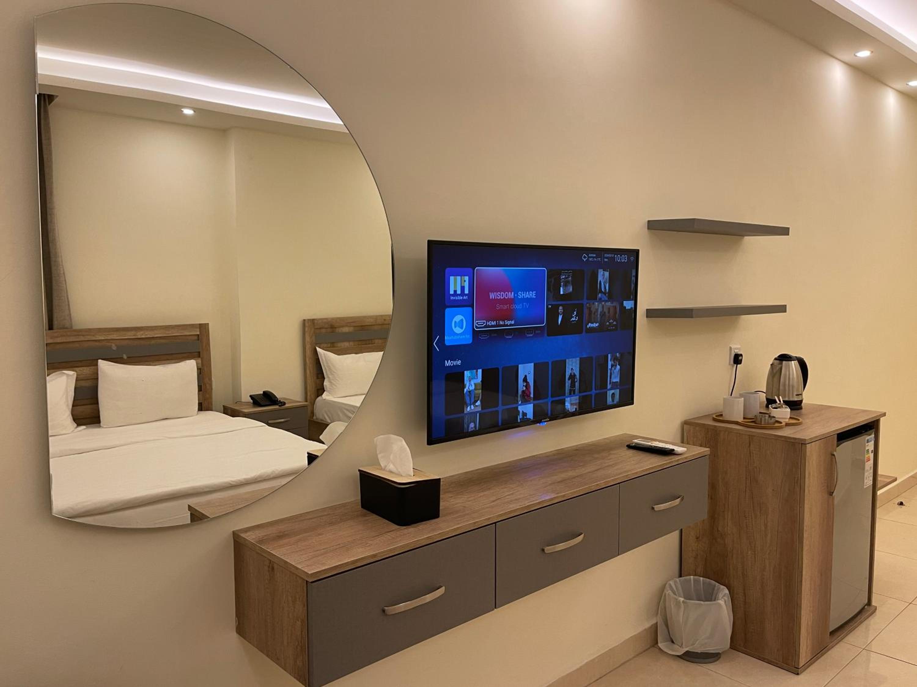 Standard Double or Twin Room - Photo 4