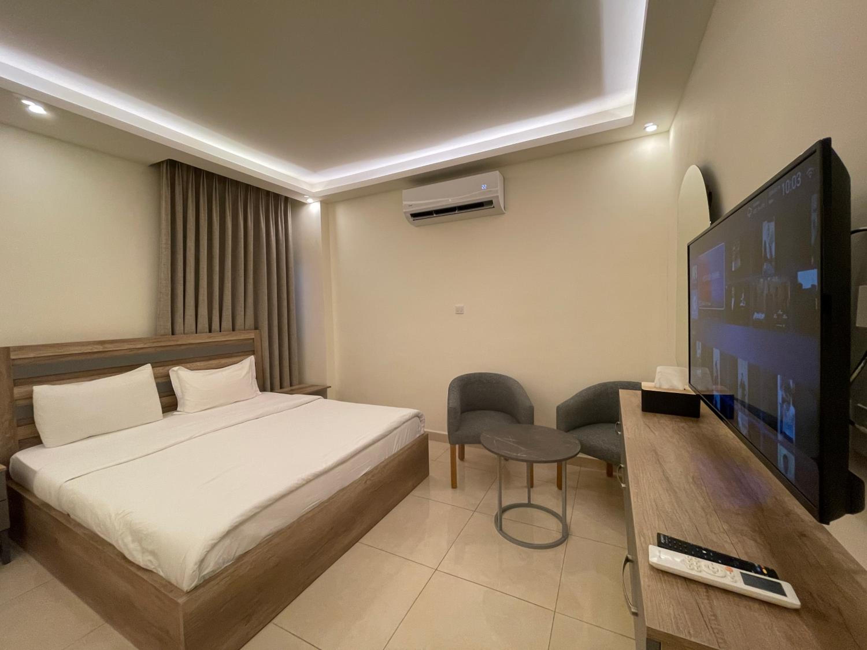 Standard Double or Twin Room - Photo 3