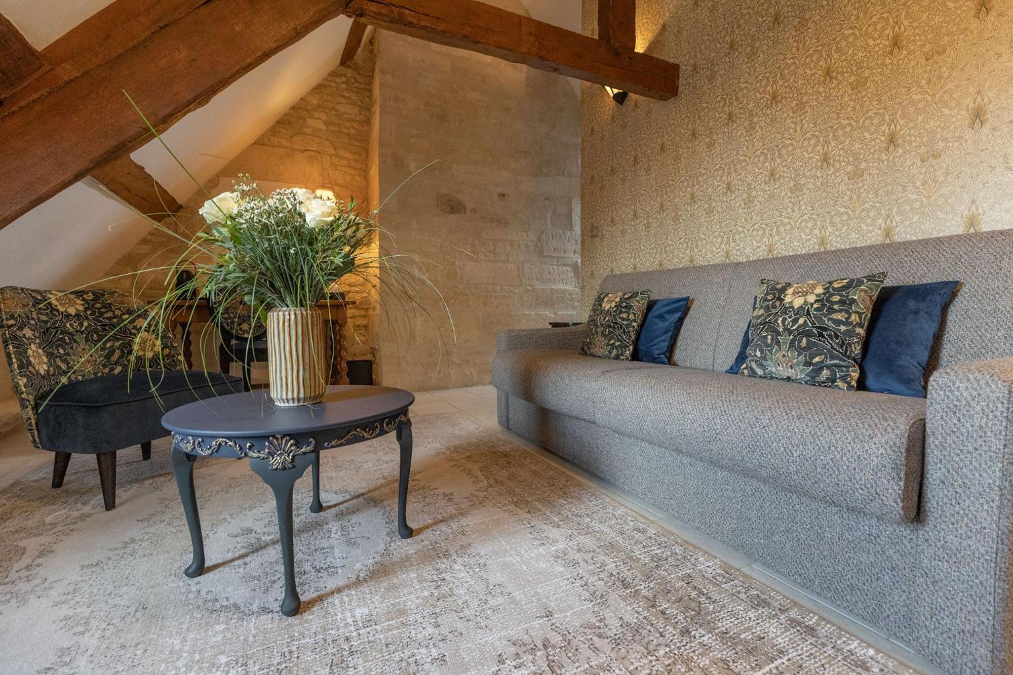 Deluxe Family Room - Photo 8