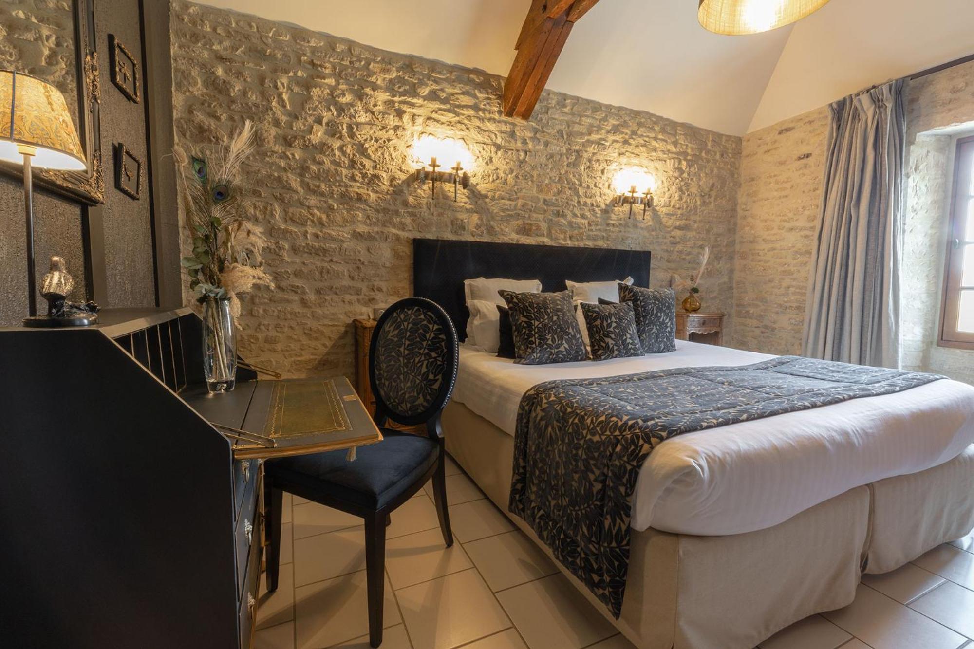 Superior Double Room - Photo 10
