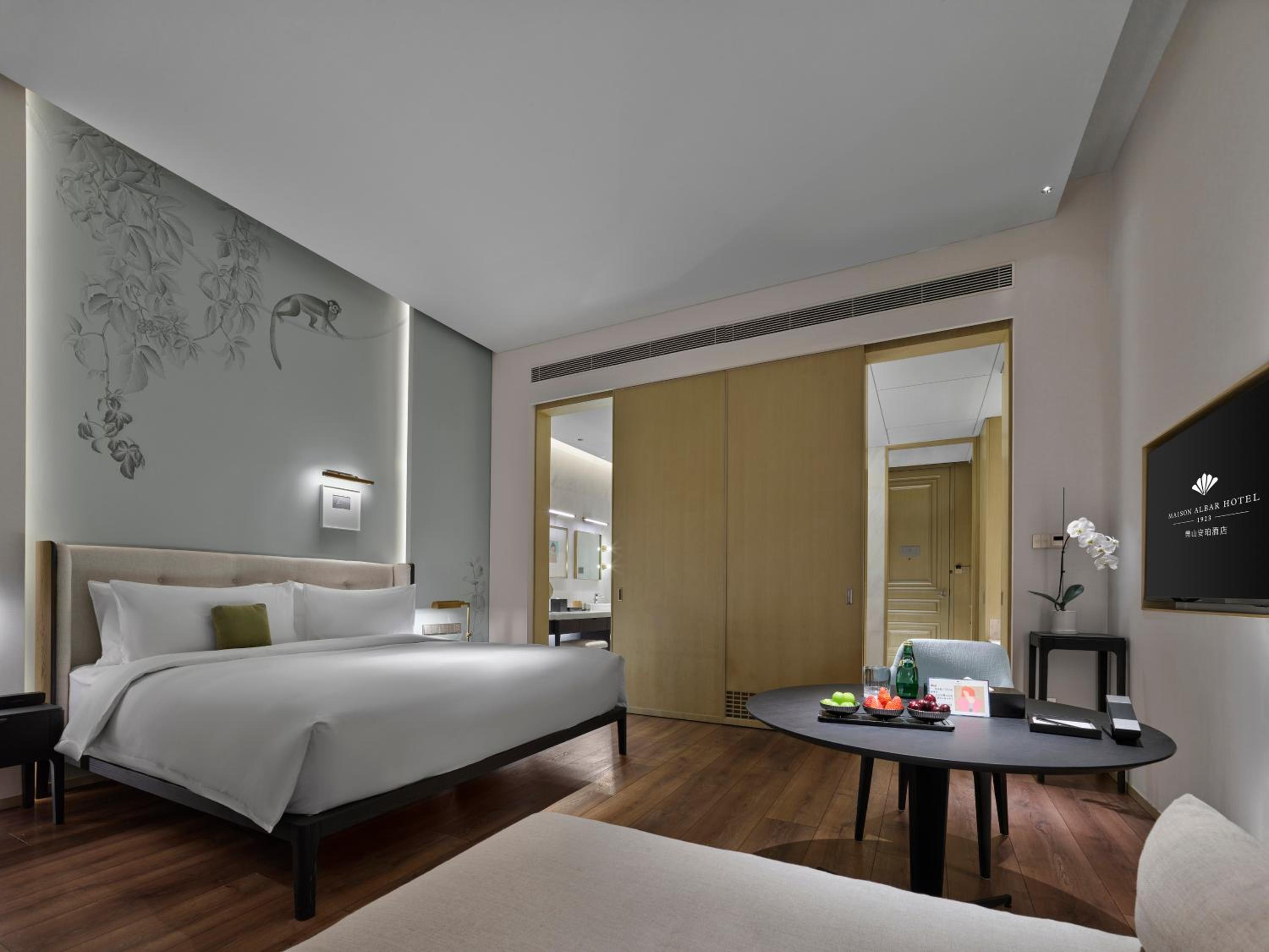 Deluxe Queen Room photo 3