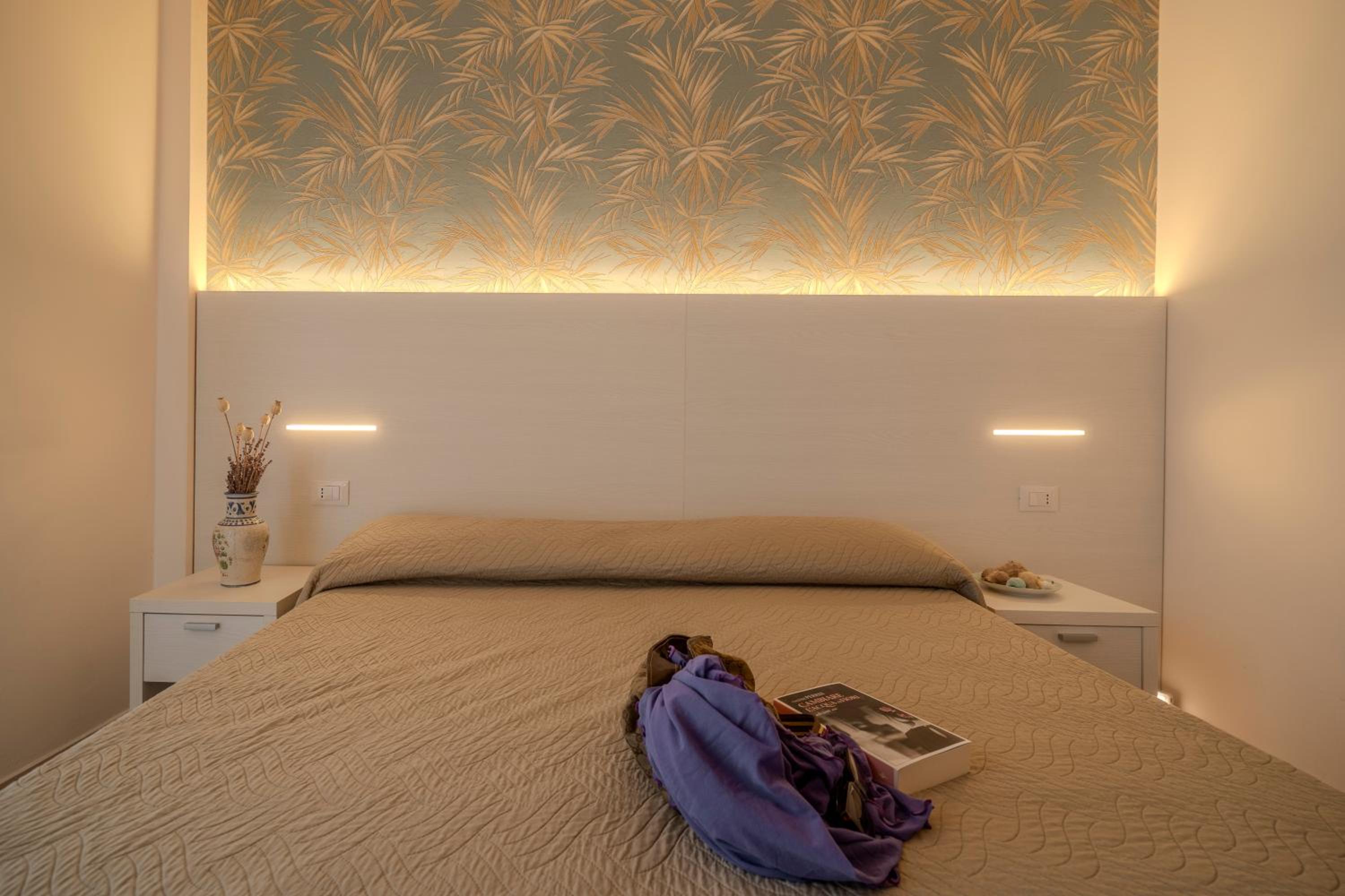 Double Room with Partial Sea View