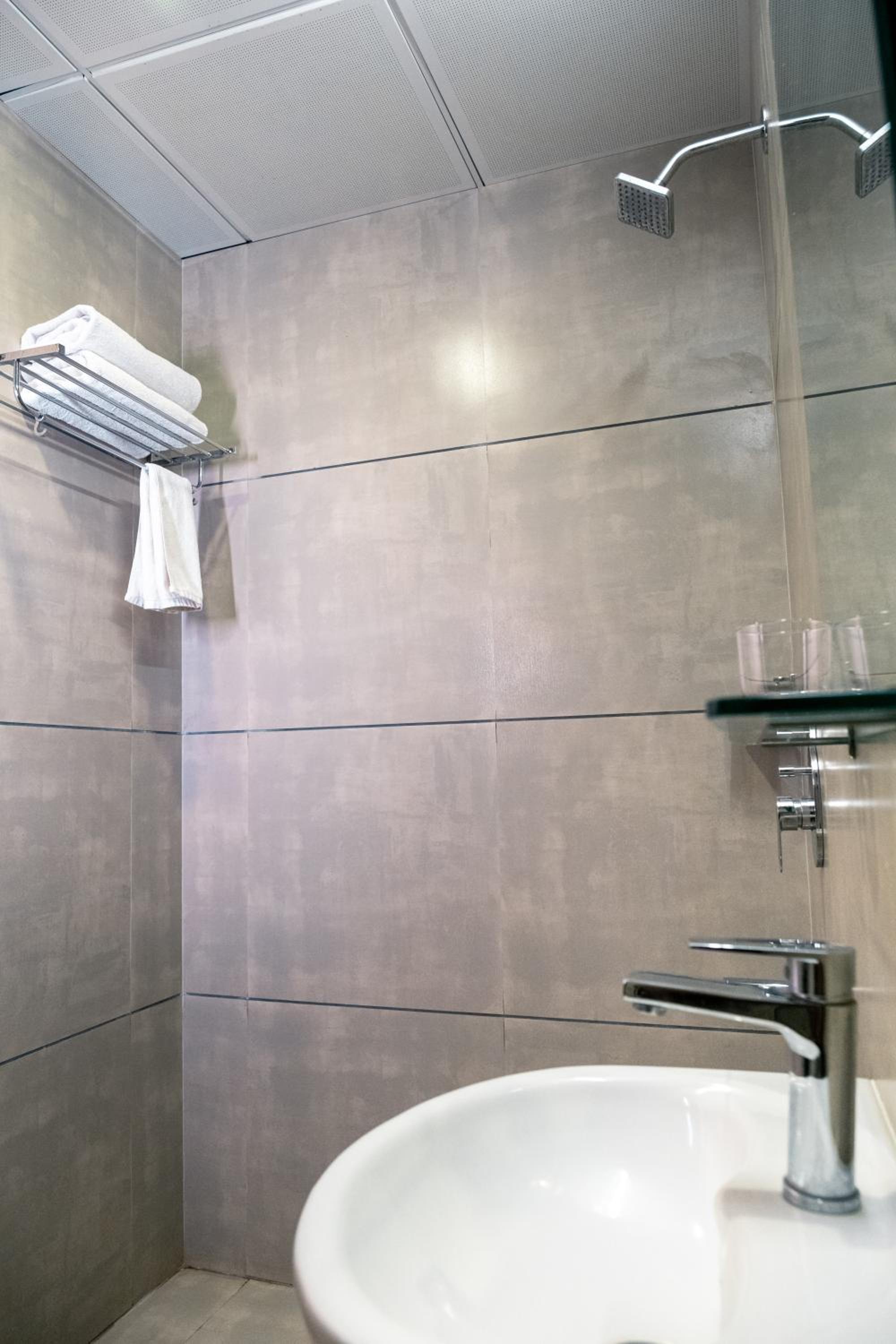Executive Room - Photo 4