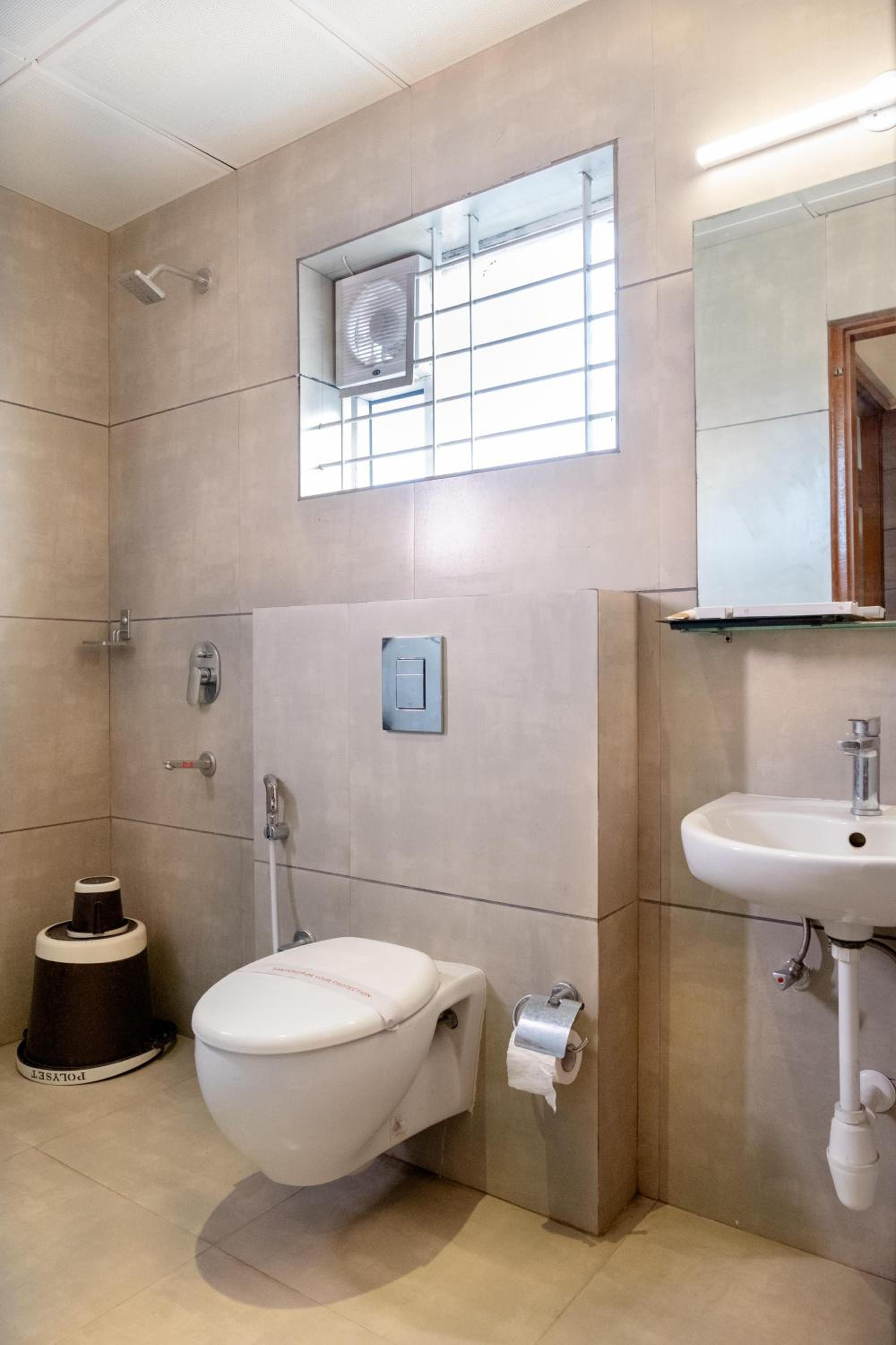 Executive Room - Photo 2
