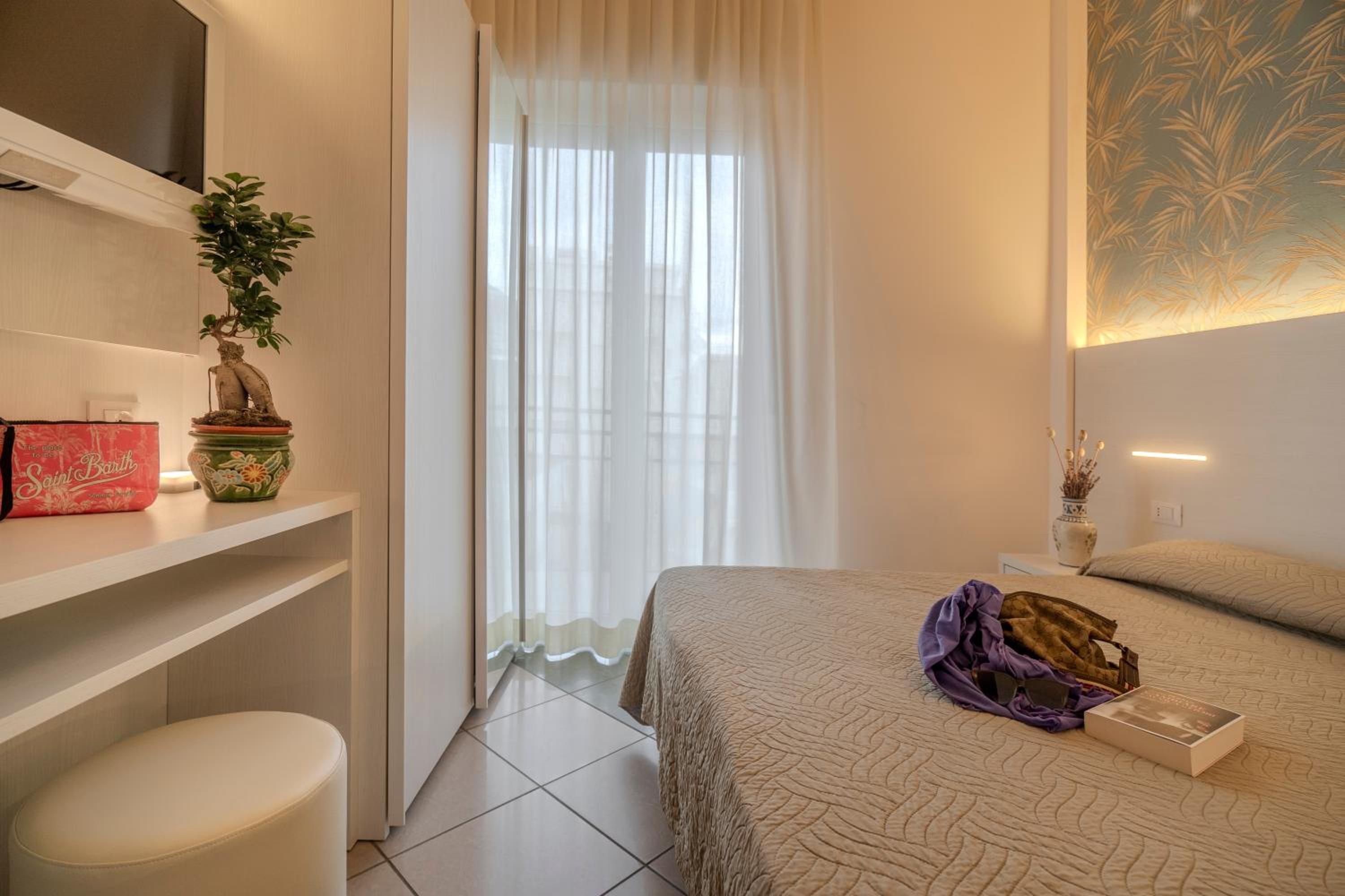Double Room with Balcony - Beach Package
