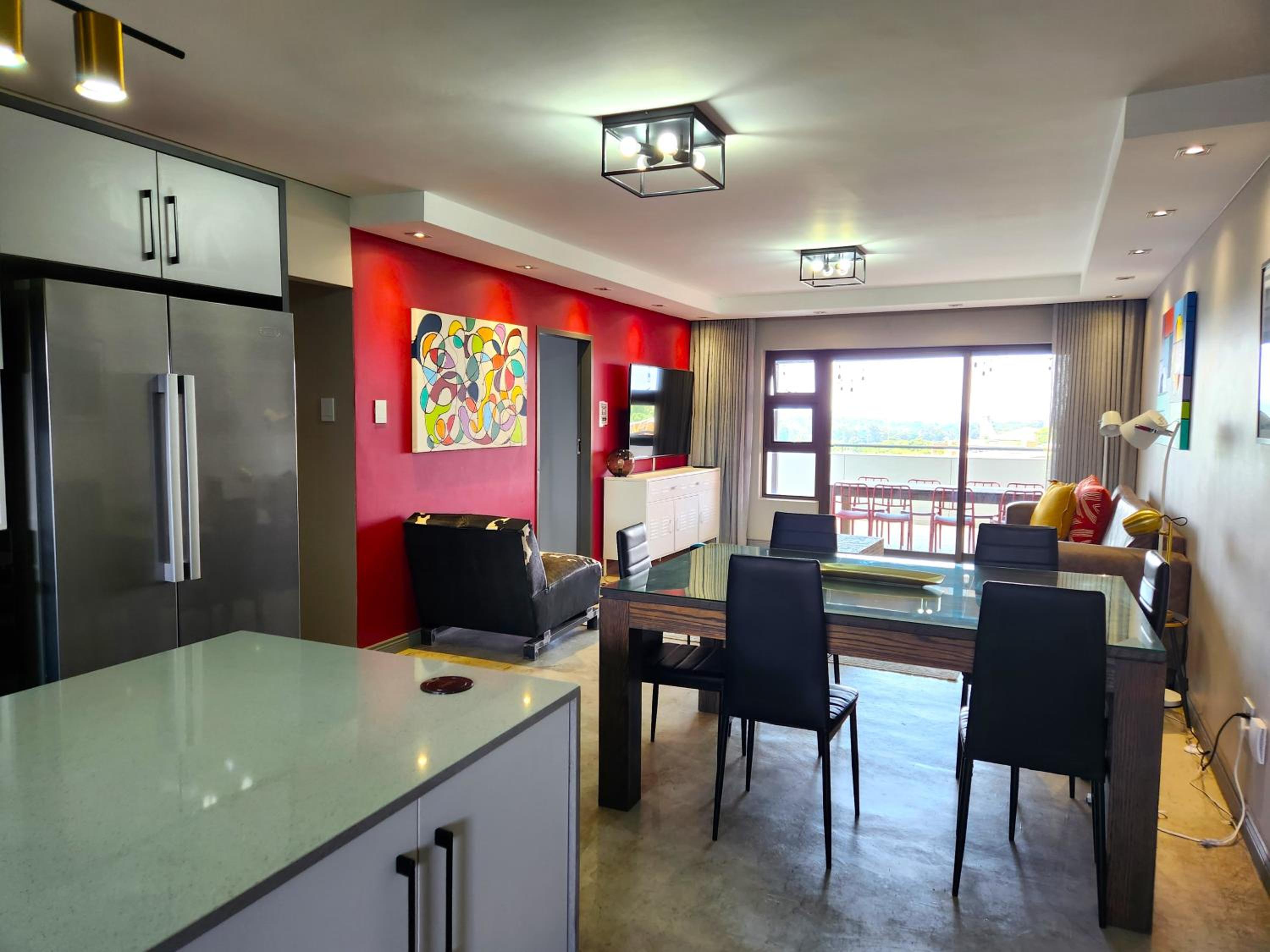 Three-Bedroom Apartment - Photo 3