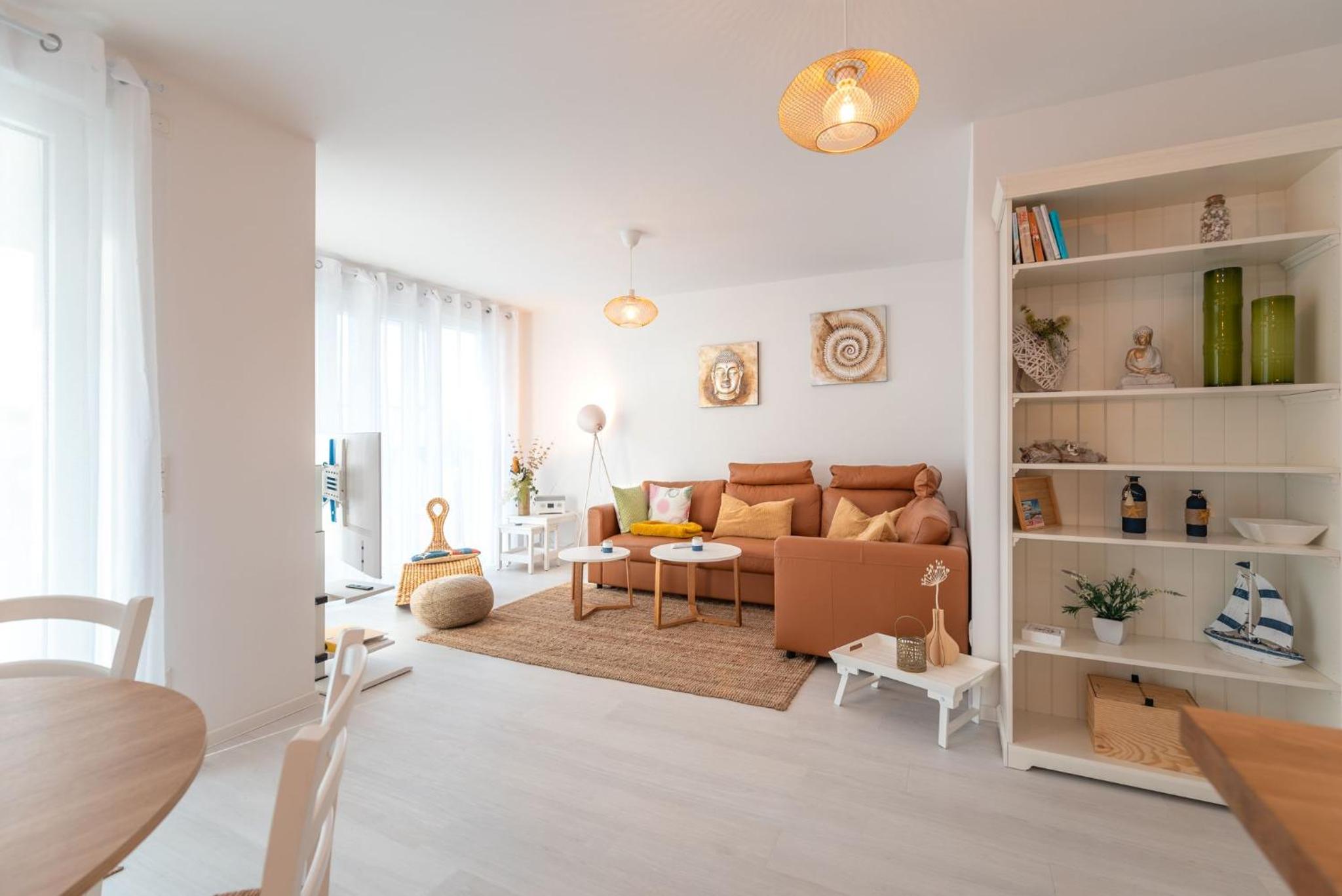 One-Bedroom Apartment with Terrace photo 1