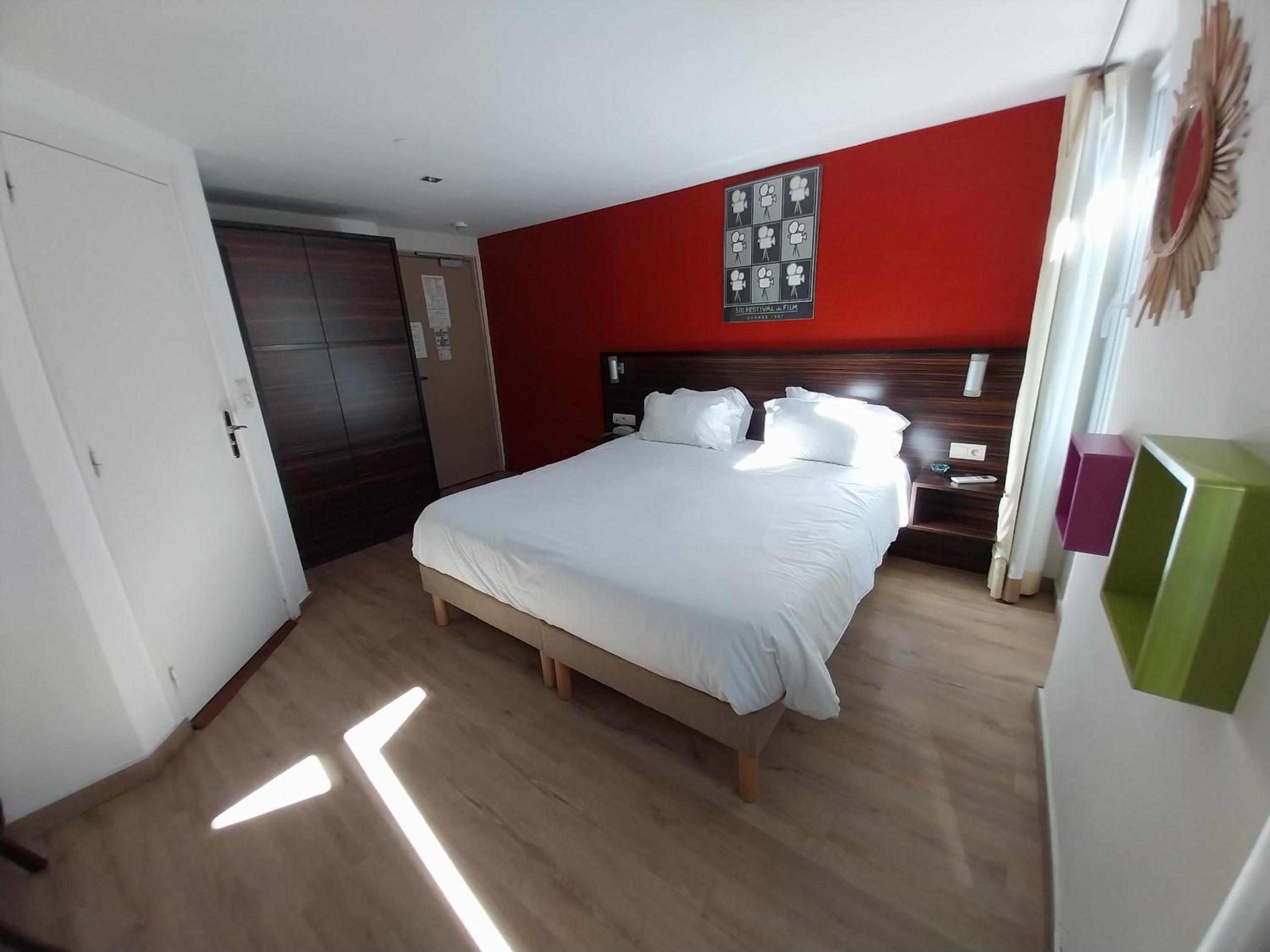 Privilege Room