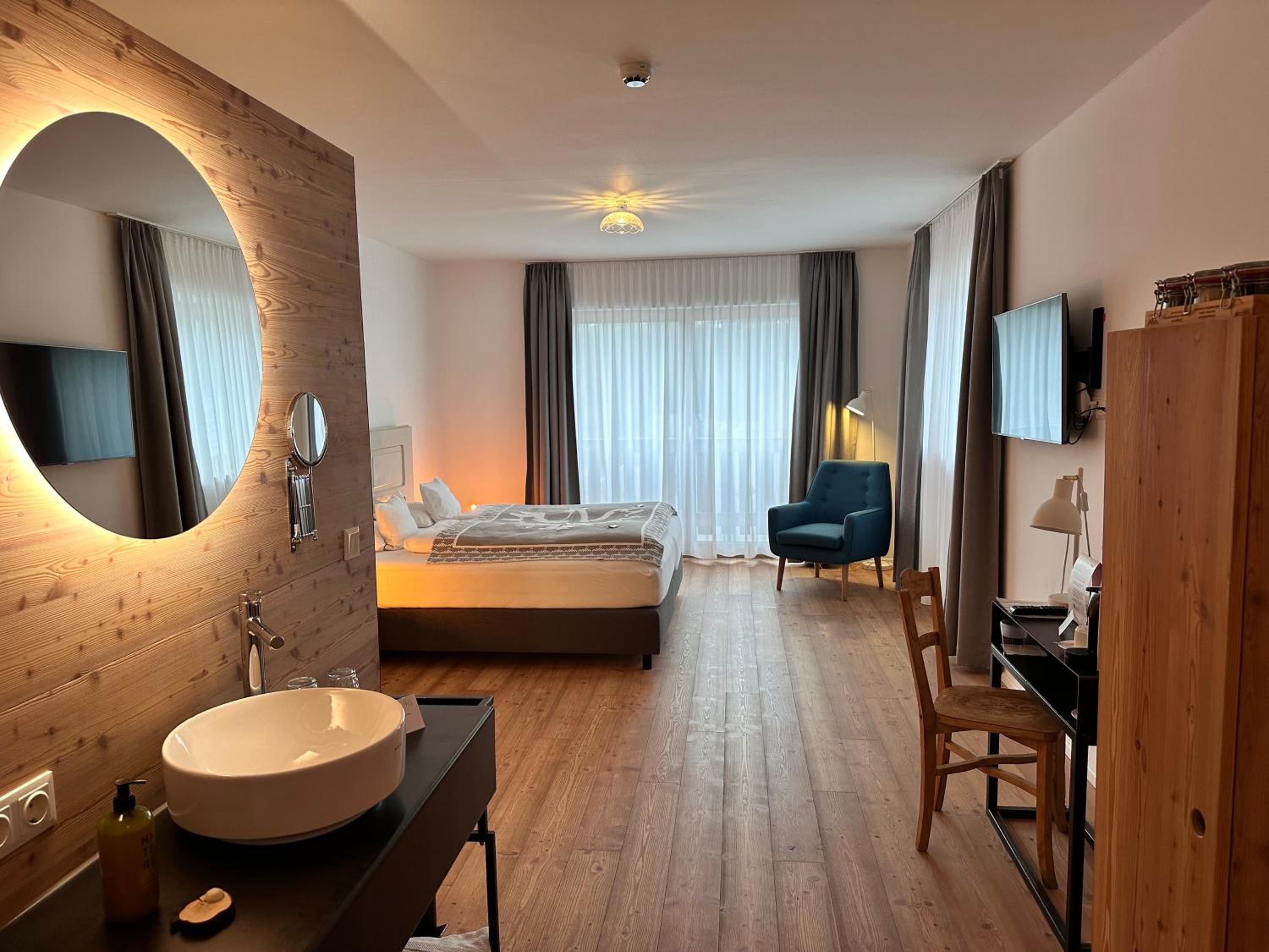 Double Room with Mountain View