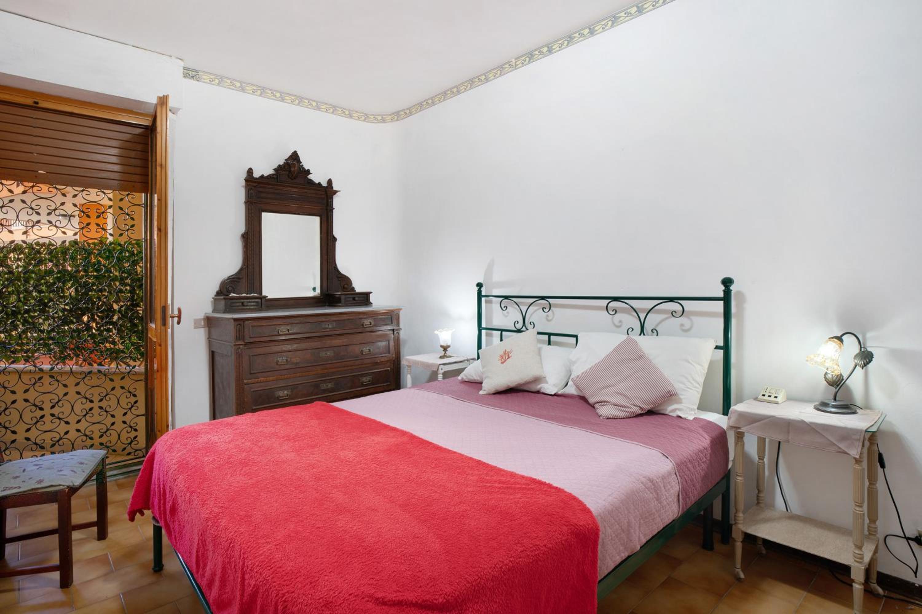 Studio Apartment with Sea View