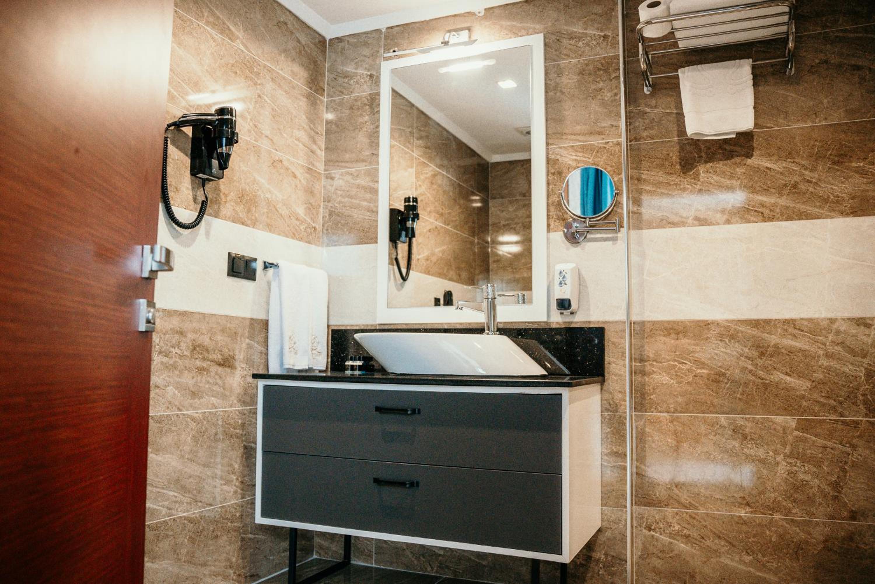 King Suite photo 3