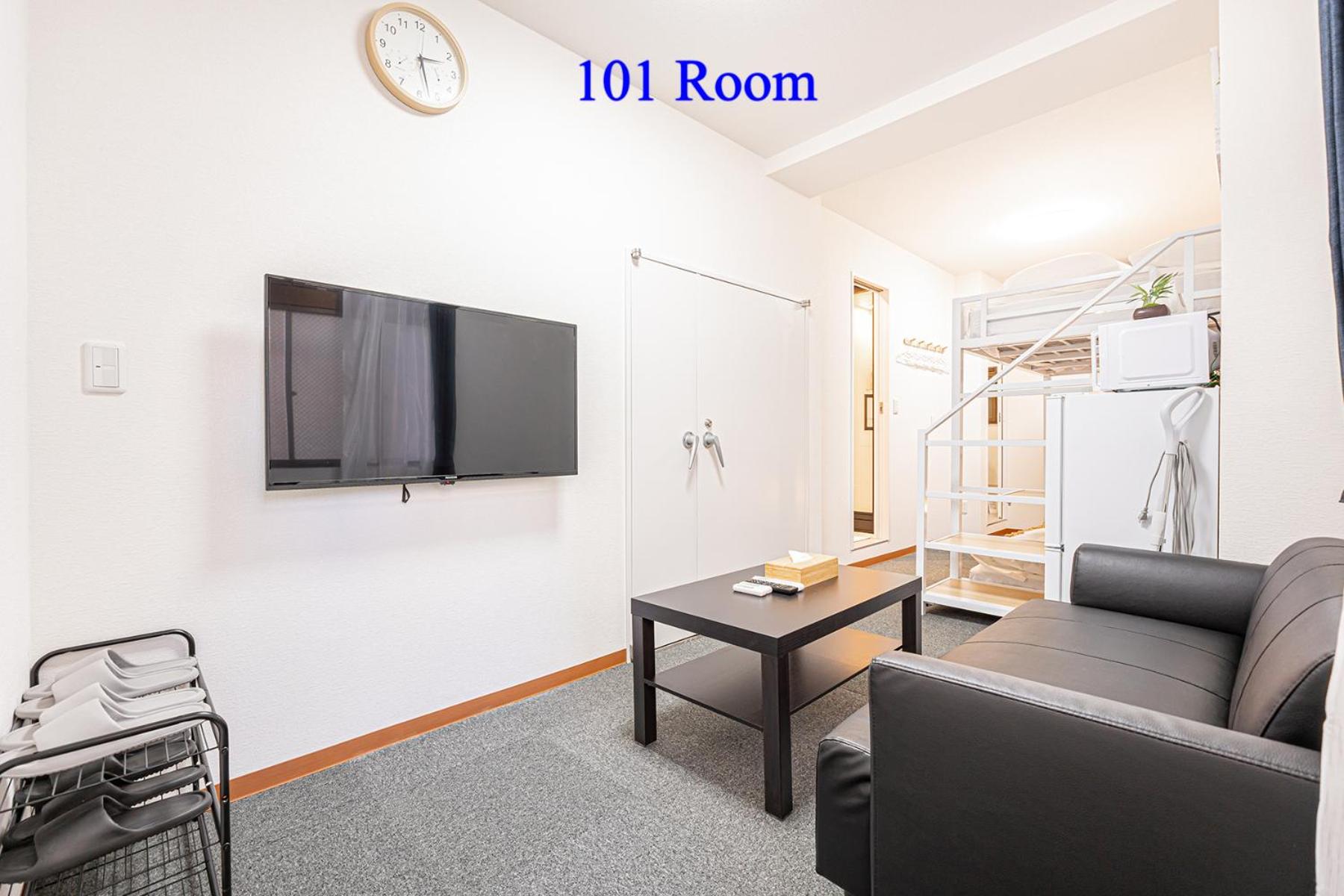 One-Bedroom Apartment photo 3