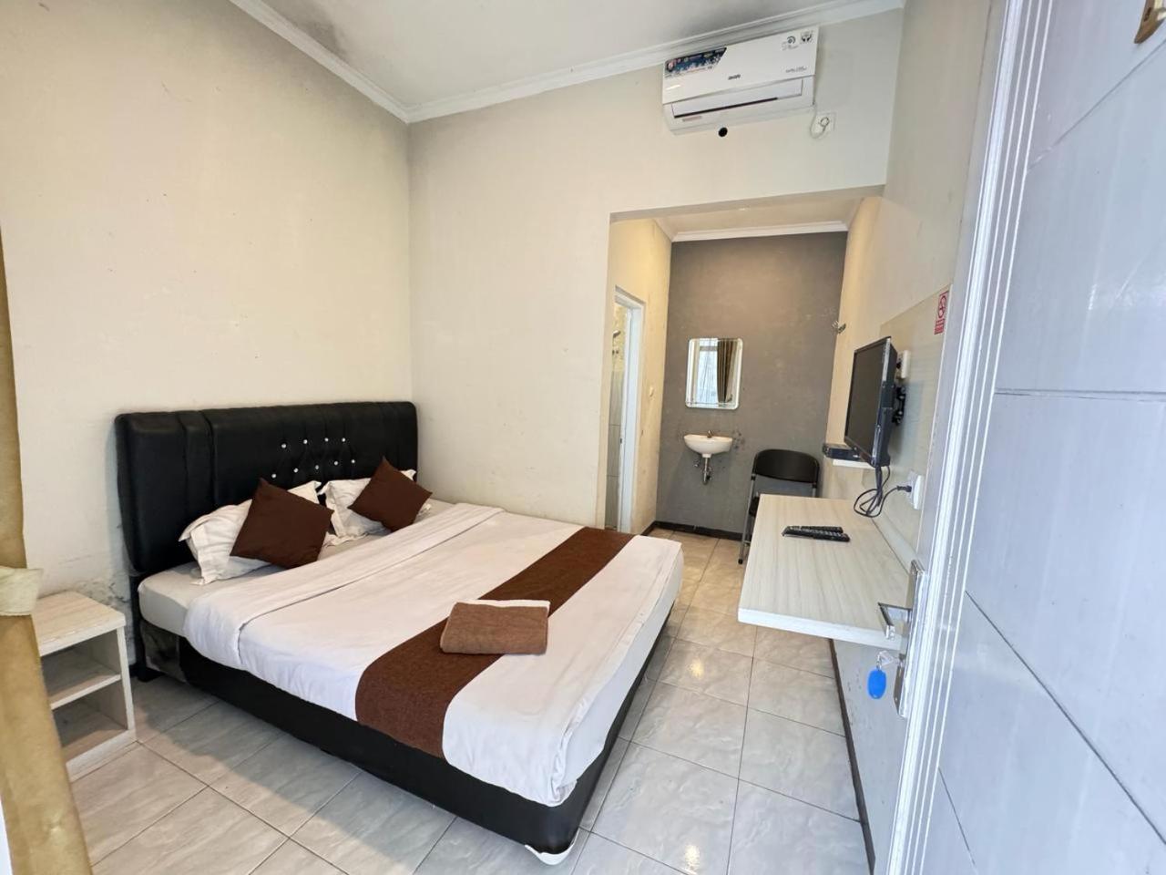 Deluxe Room - Photo 1