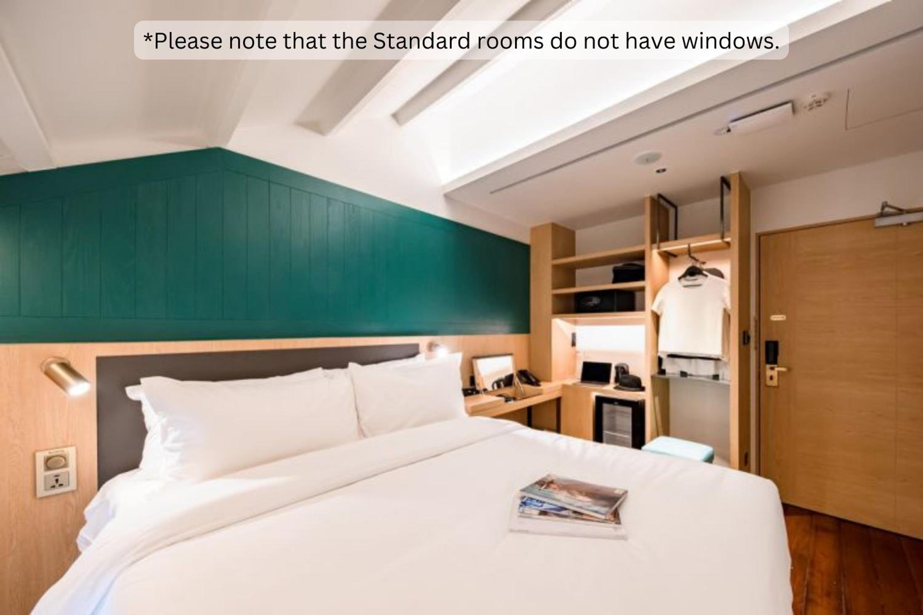 Standard Room (No Window) photo 1