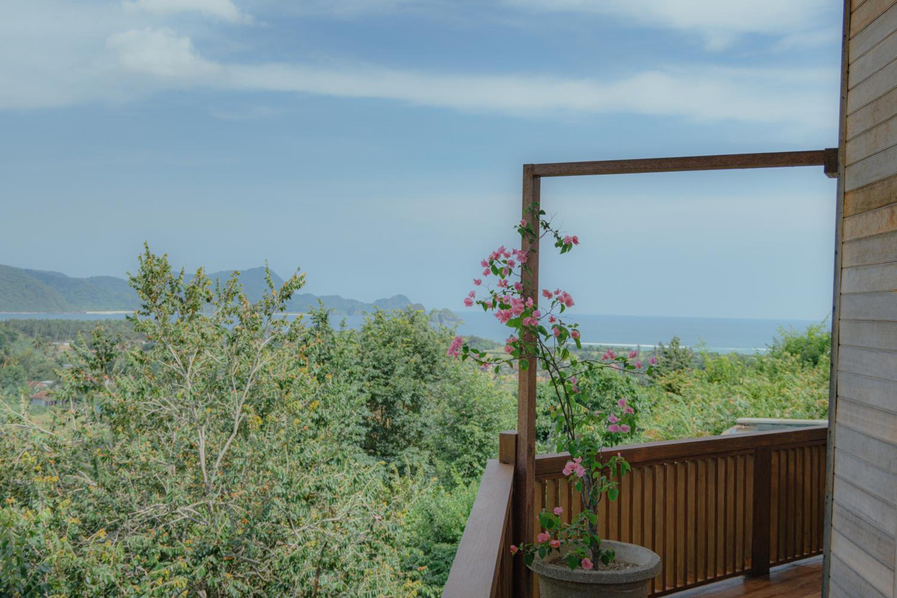 Villa photo 2