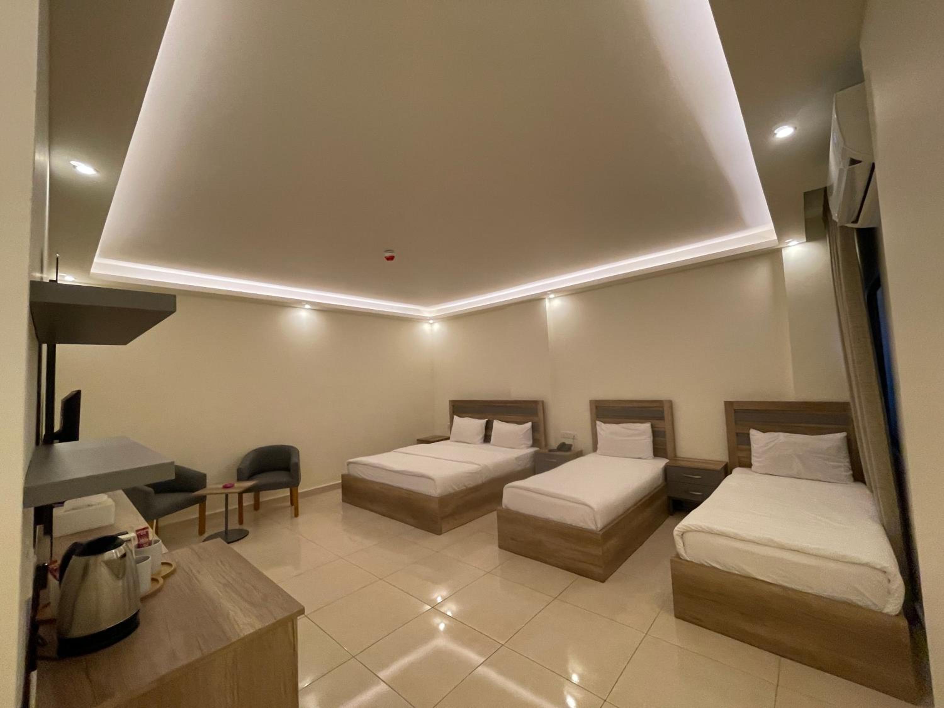 Standard Quadruple Room - Photo 1
