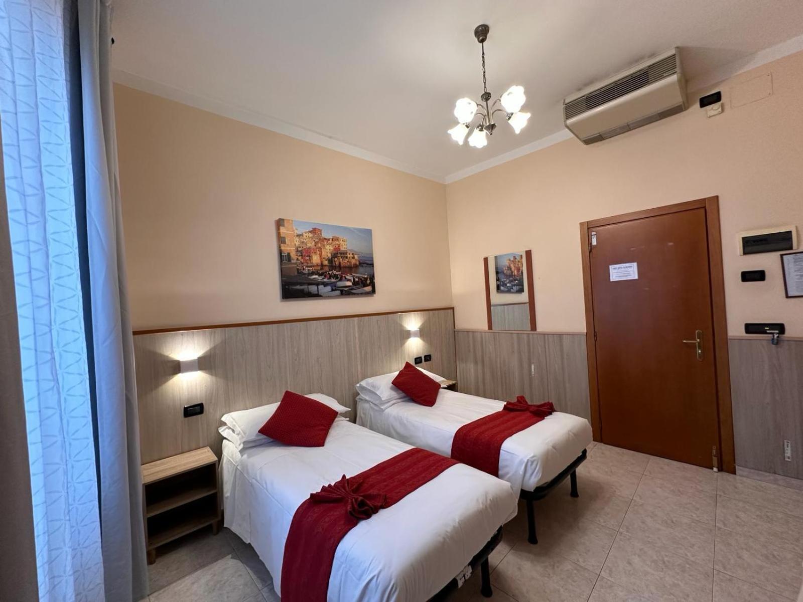 Twin Room photo 1