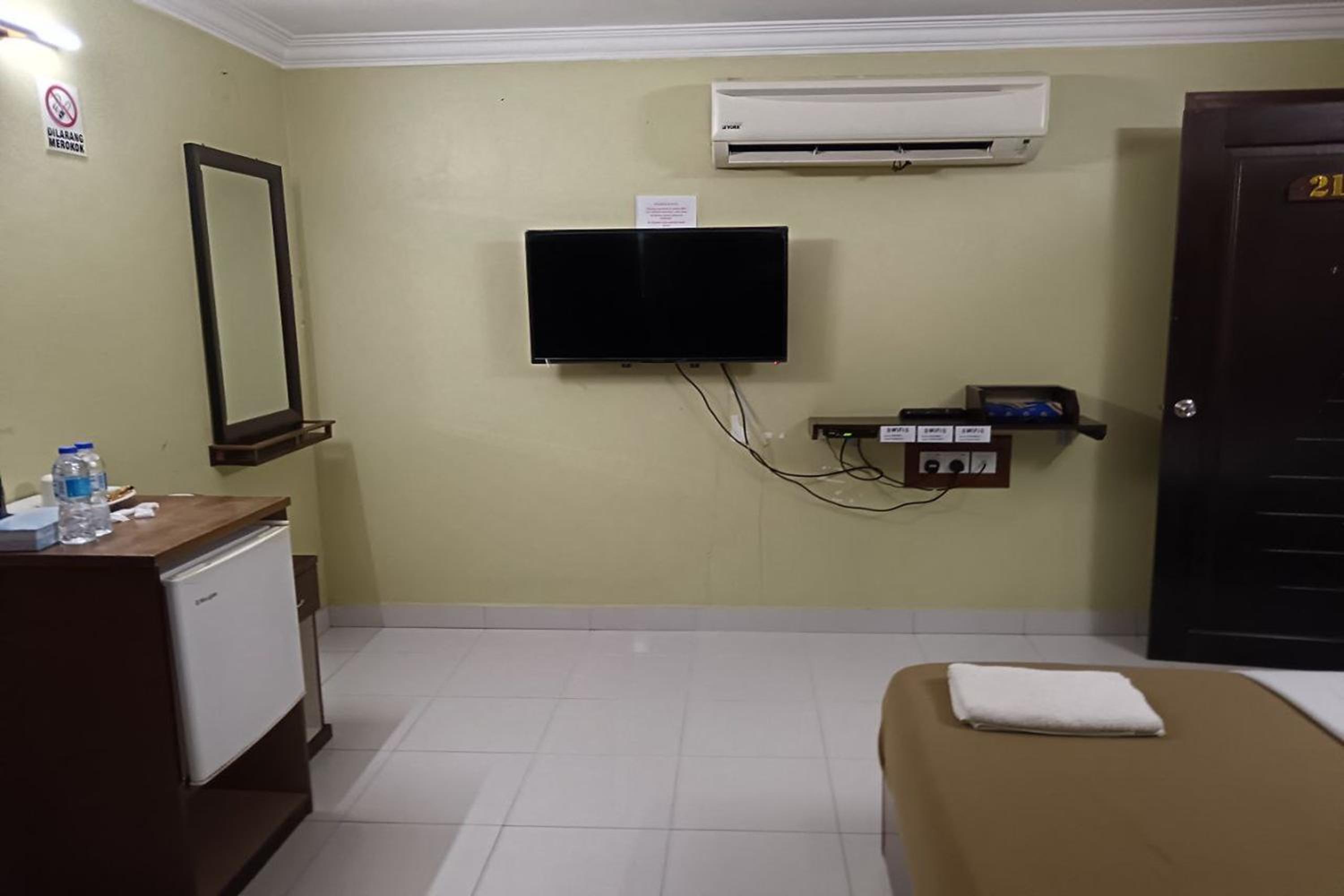 Standard Triple Room photo 2