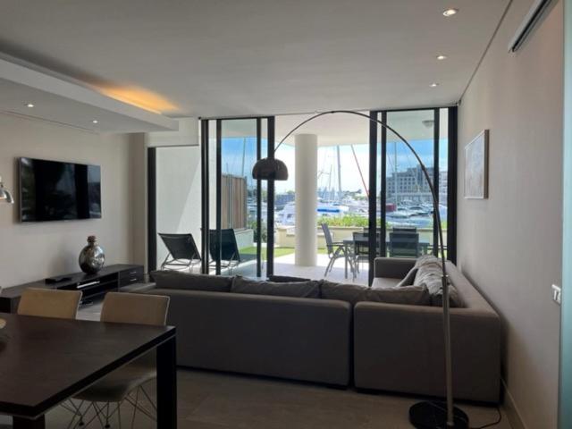 Superior One-Bedroom Apartment