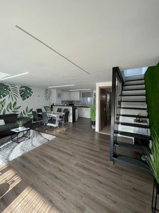 Apartment photo 1