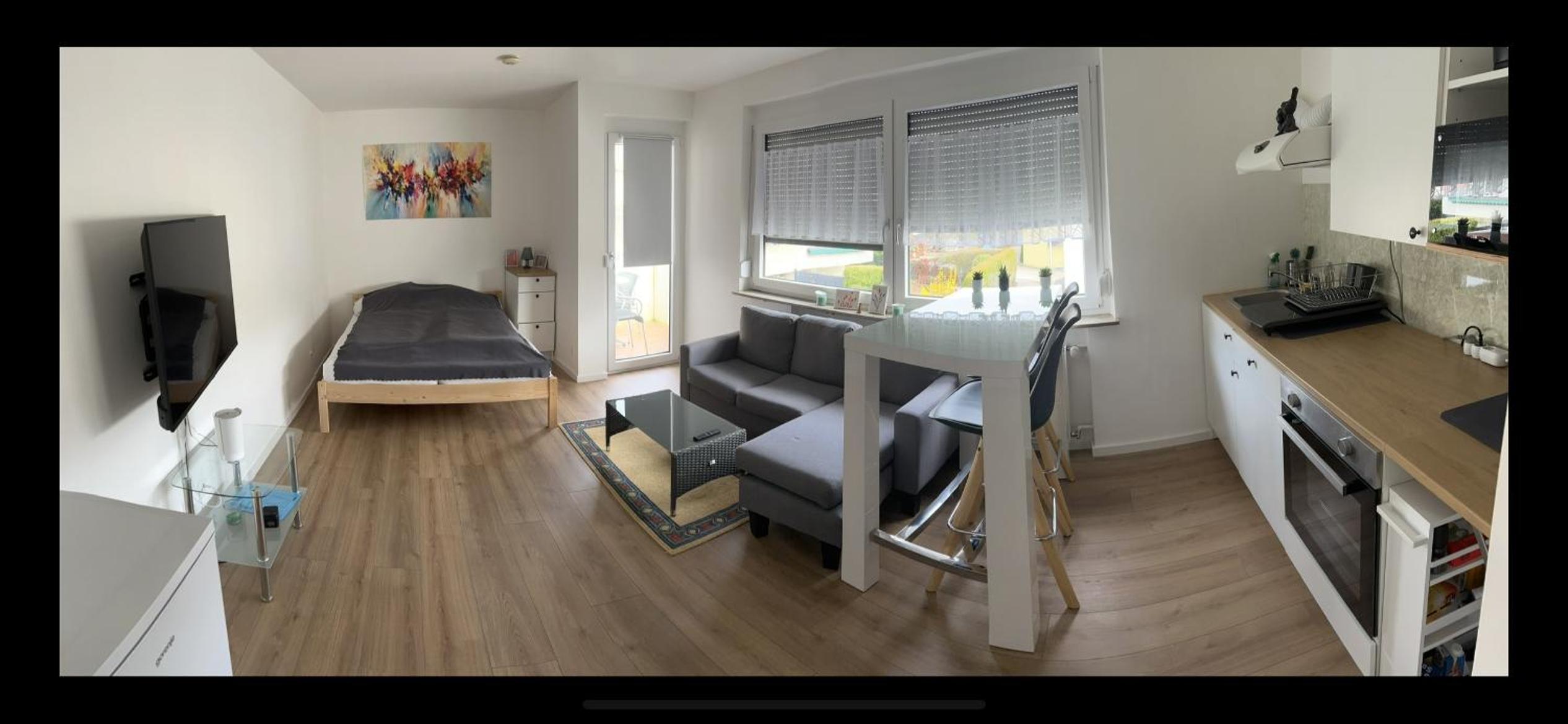 One-Bedroom Apartment photo 1