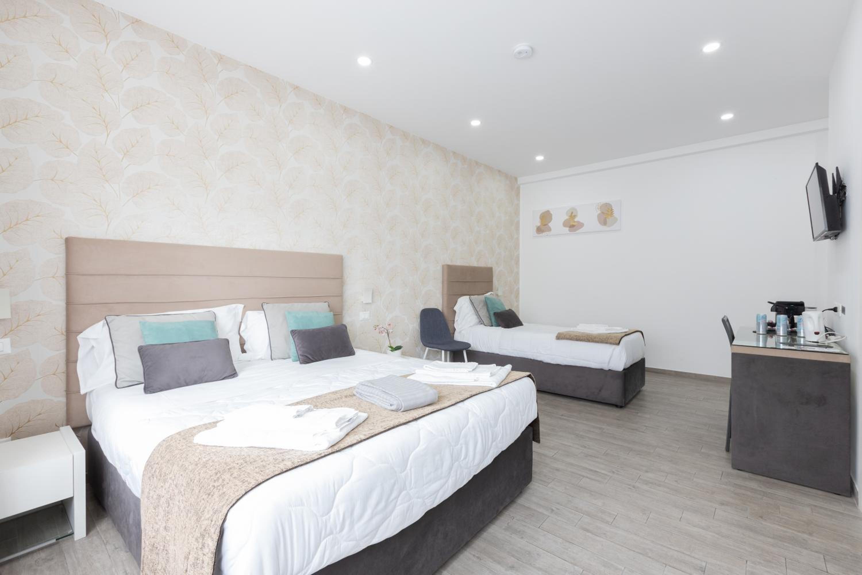 Superior Triple Room photo 1