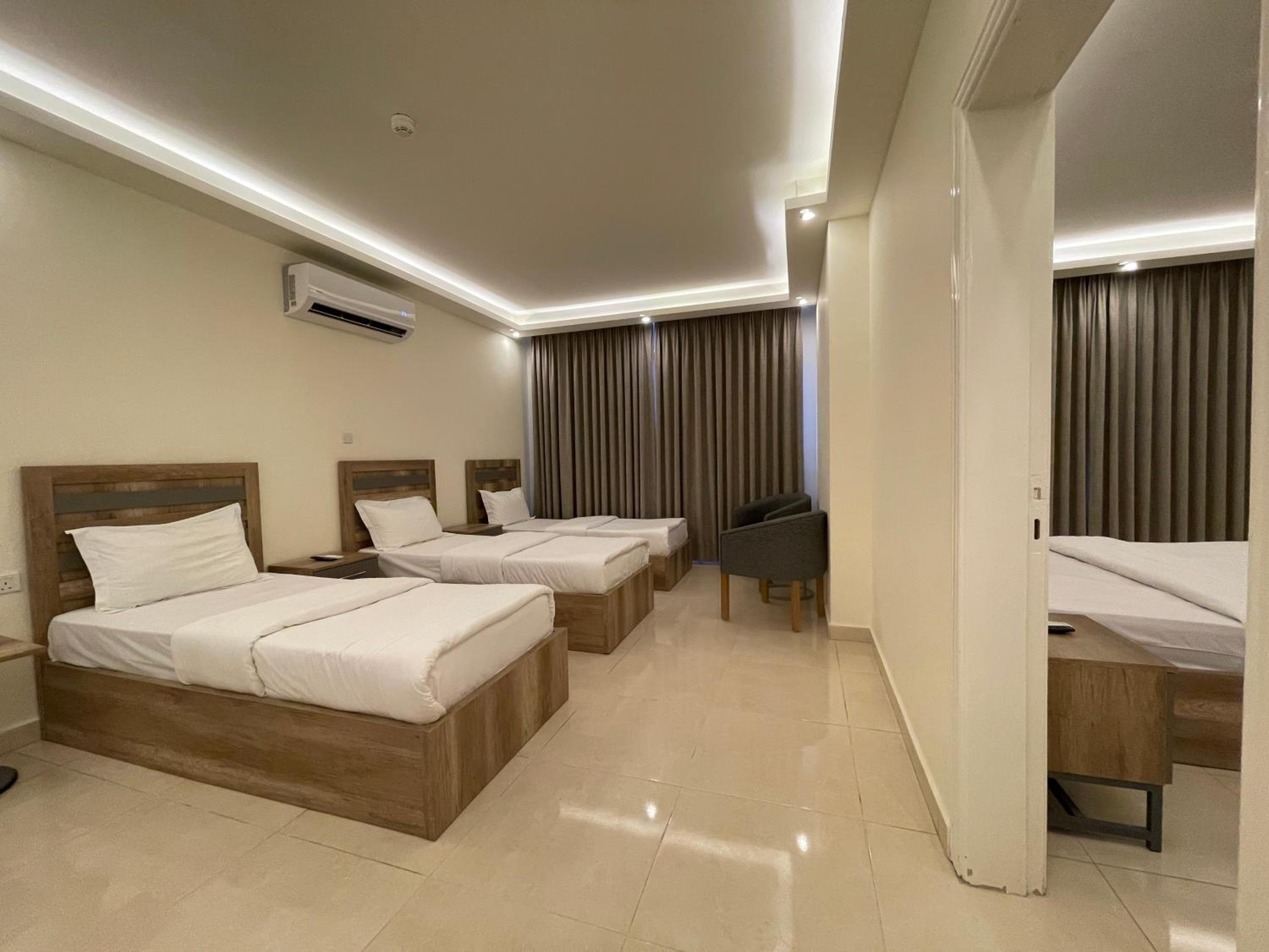 Family Suite - Photo 1