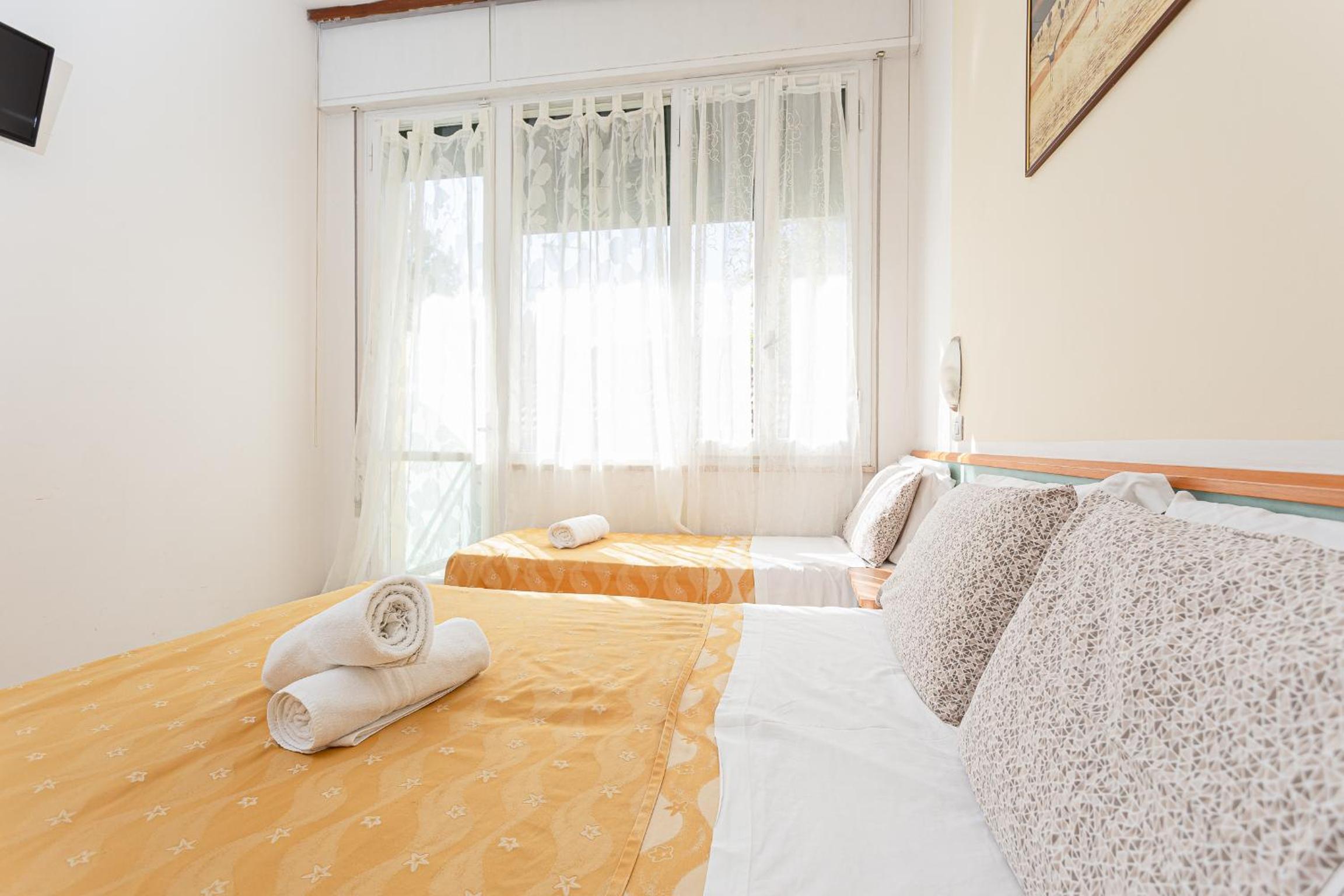 Triple Room with Balcony photo 1