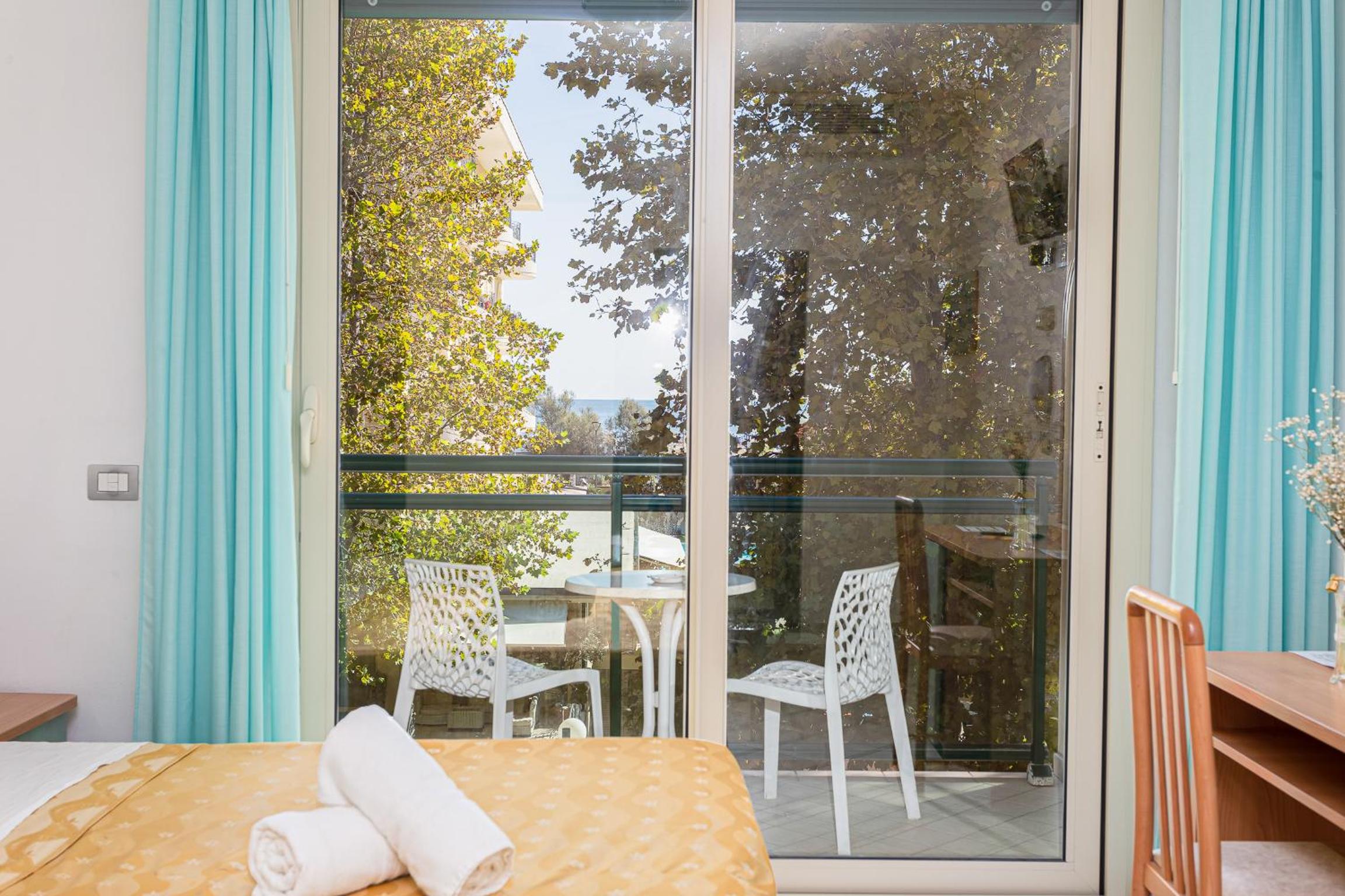 Double Room with Sea View photo 2