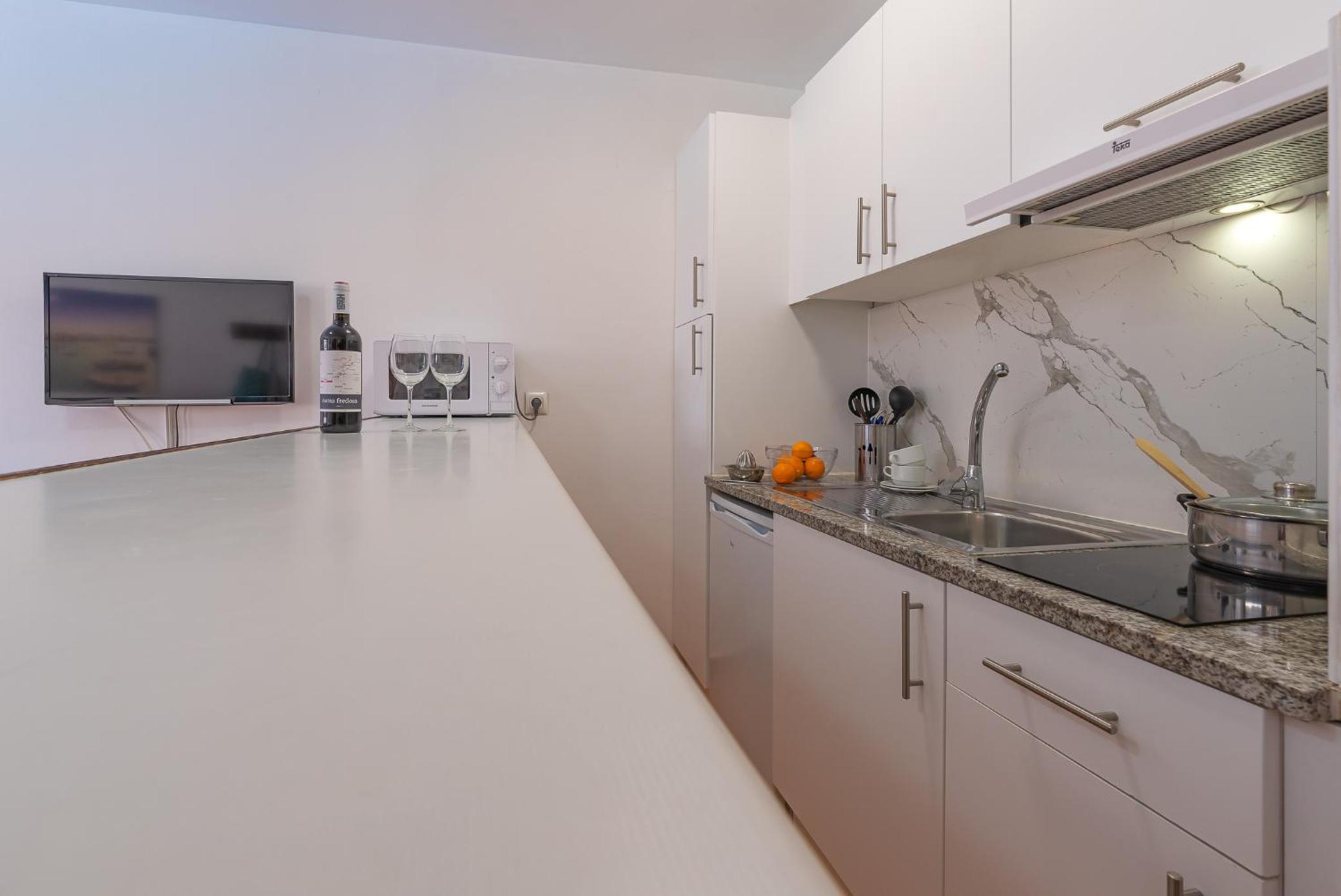 One-Bedroom Apartment (4 Adults) - Photo 45