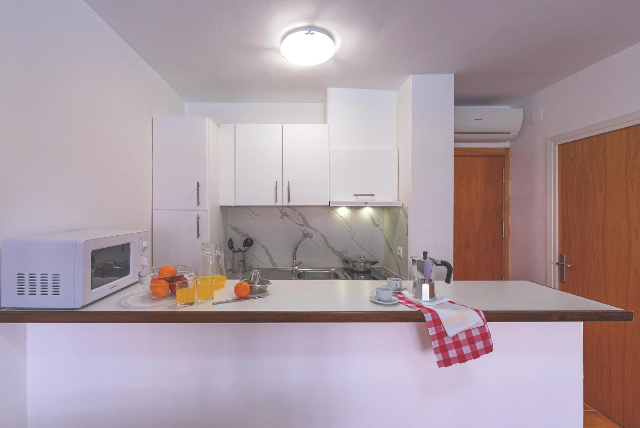 One-Bedroom Apartment (4 Adults) - Photo 46