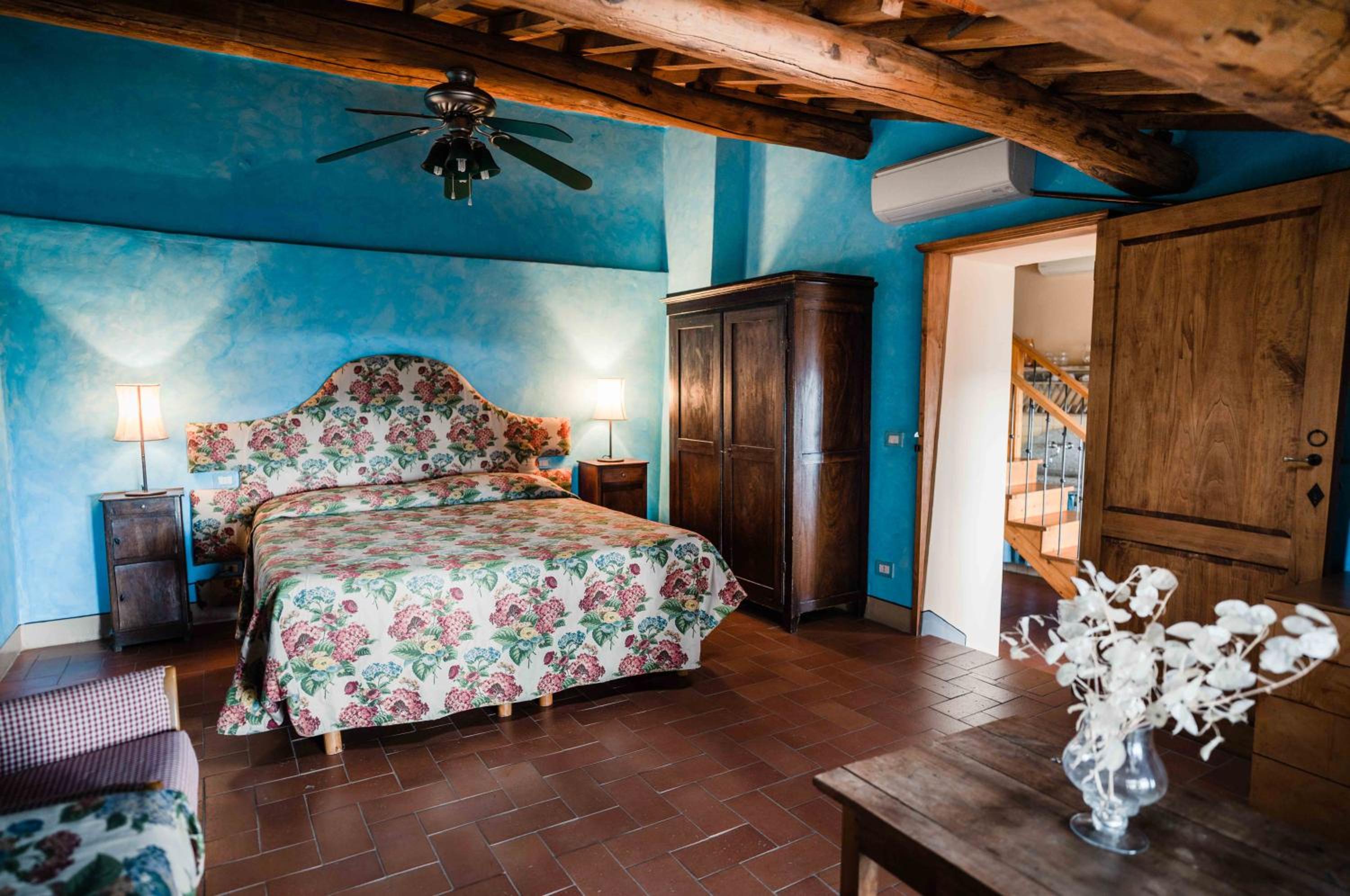 One-Bedroom Apartment (3 Adults) photo 3