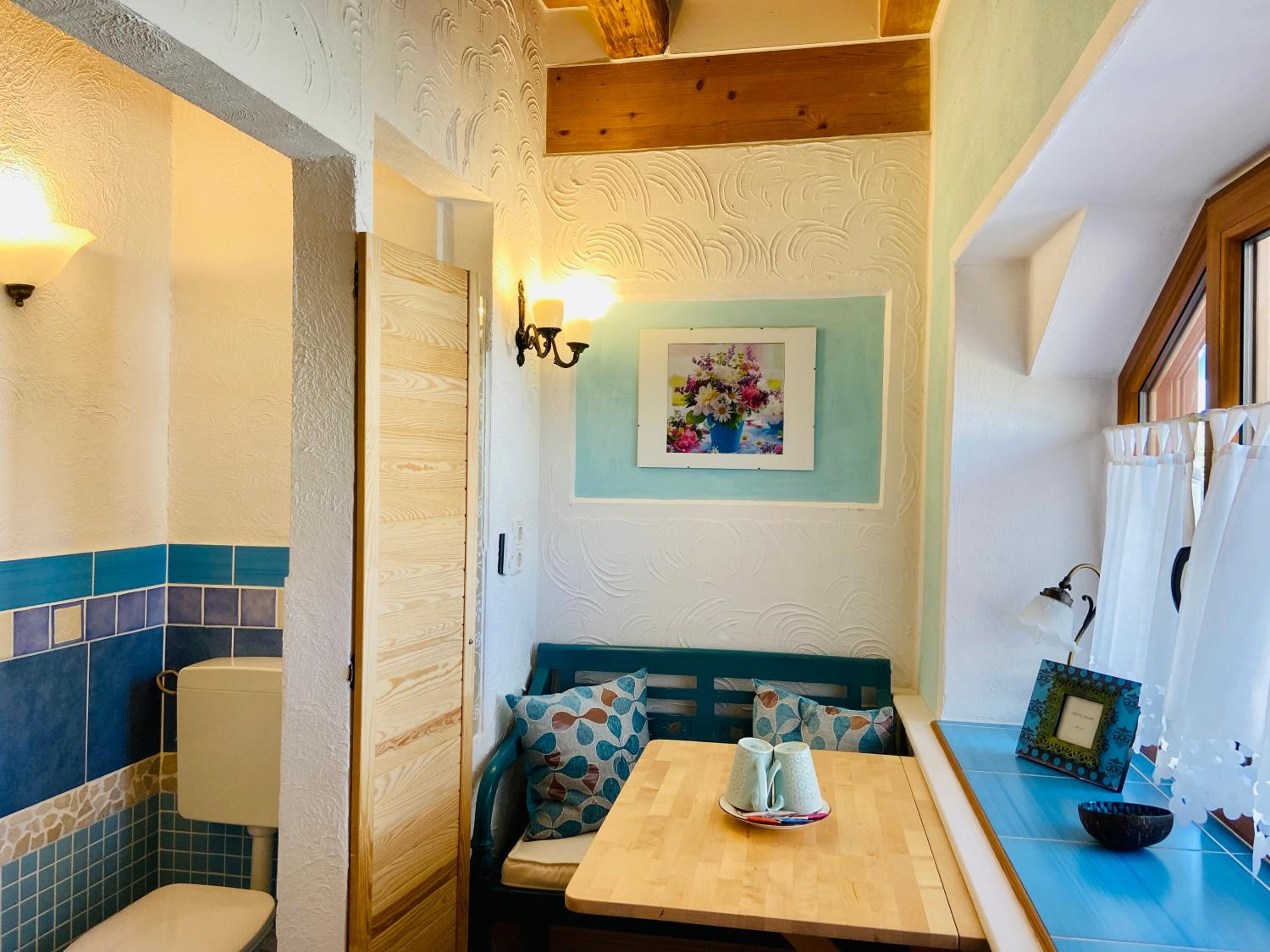 Double Room with Garden View - Photo 11